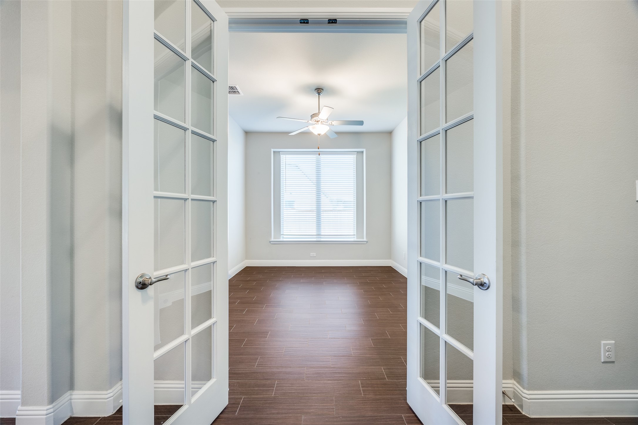 8213 Centipede Court Dallas TX 75252