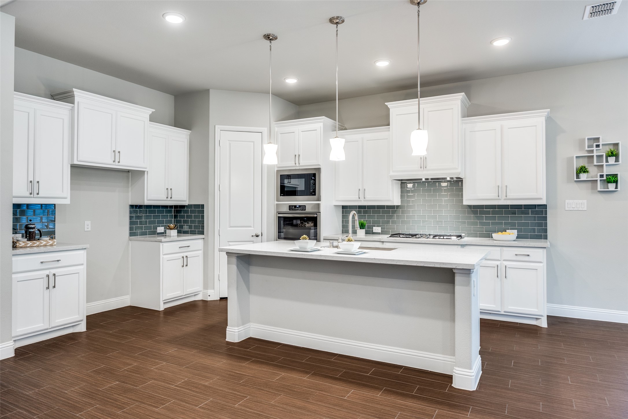8213 Centipede Court Dallas TX 75252