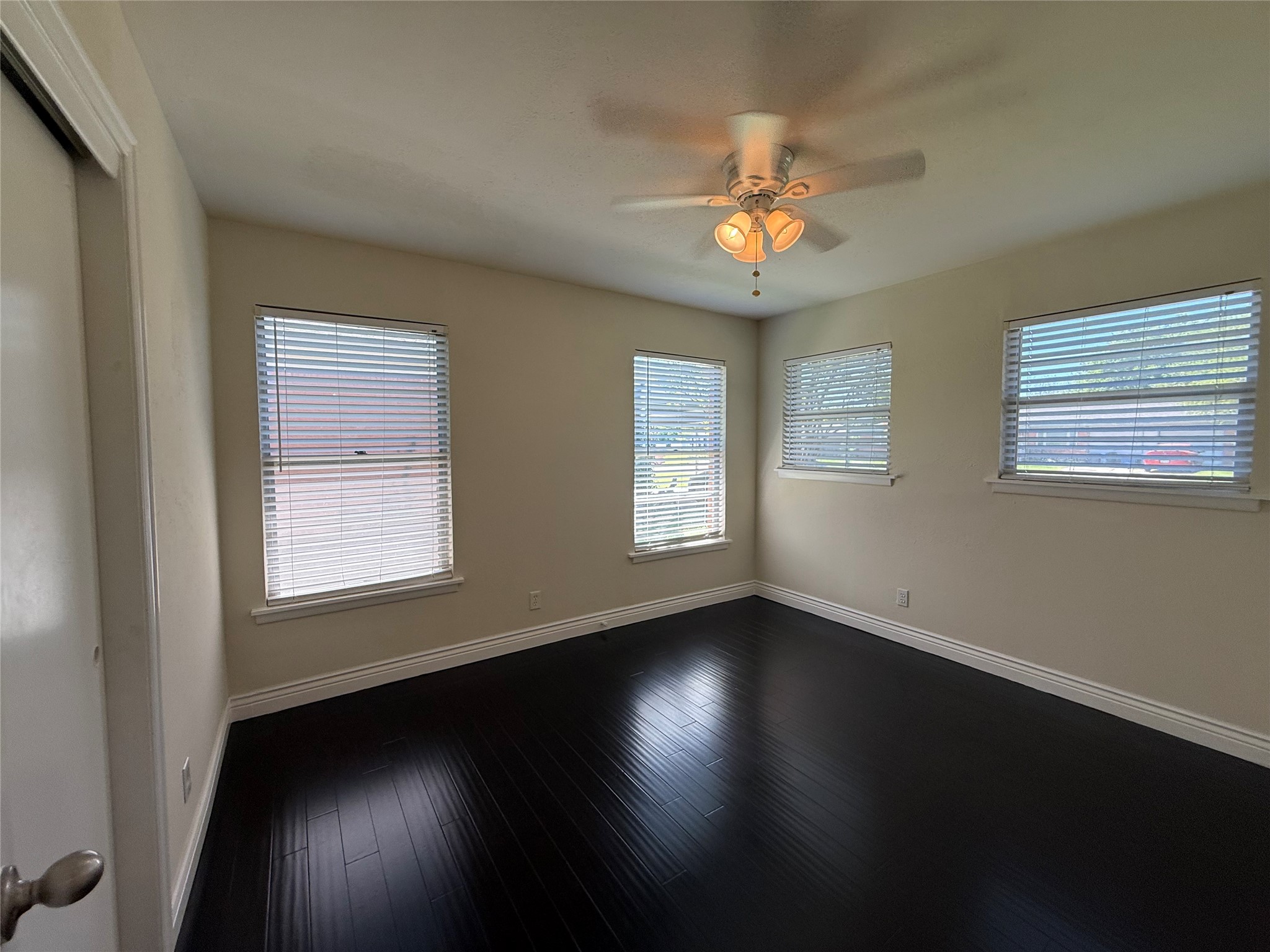 1135 Park Center Street Benbrook TX 76126