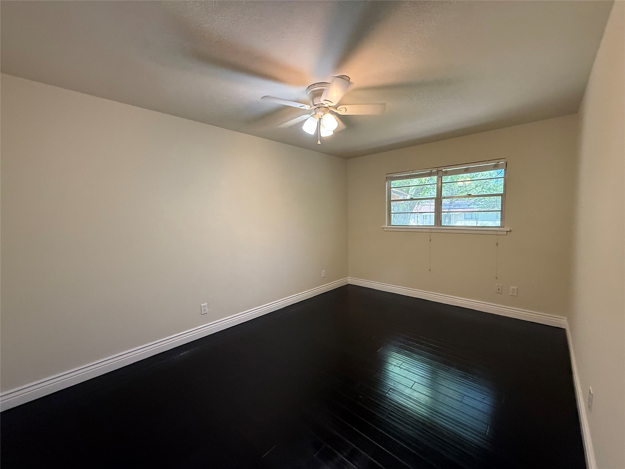 1135 Park Center Street Benbrook TX 76126