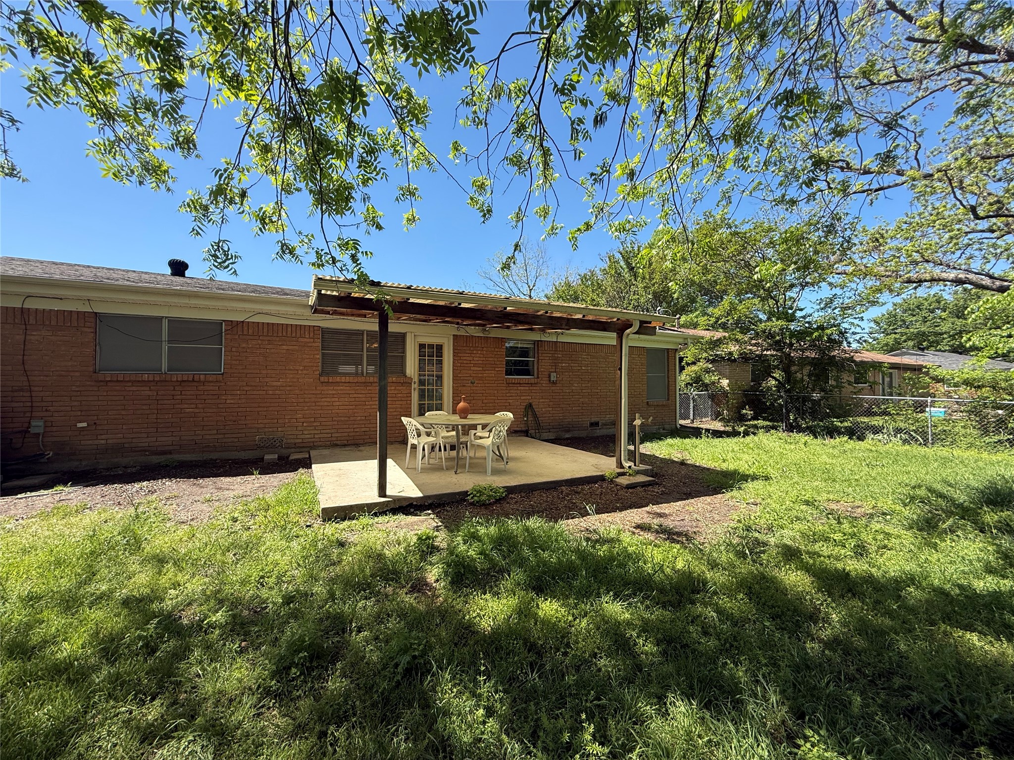 1135 Park Center Street Benbrook TX 76126