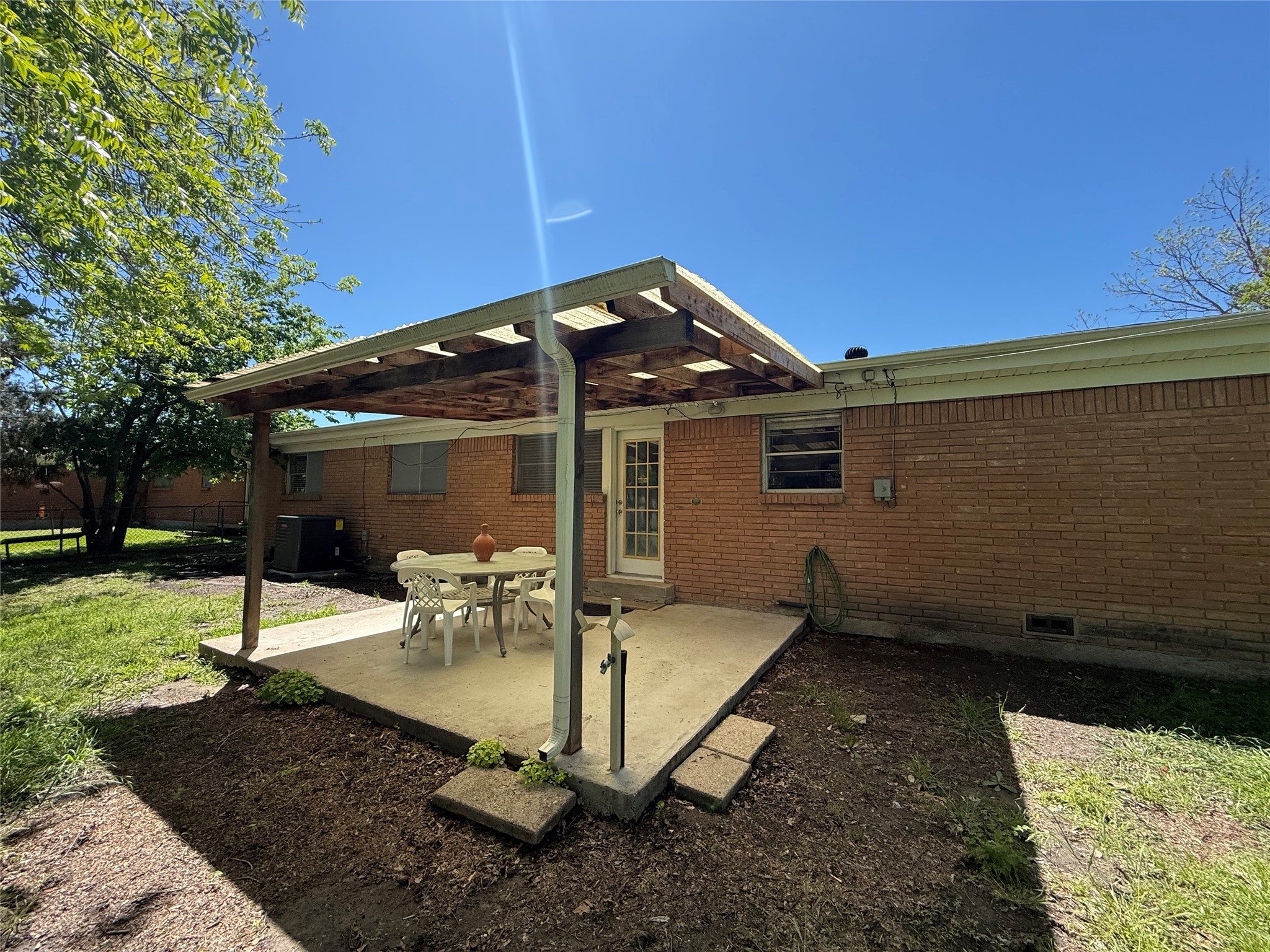 1135 Park Center Street Benbrook TX 76126