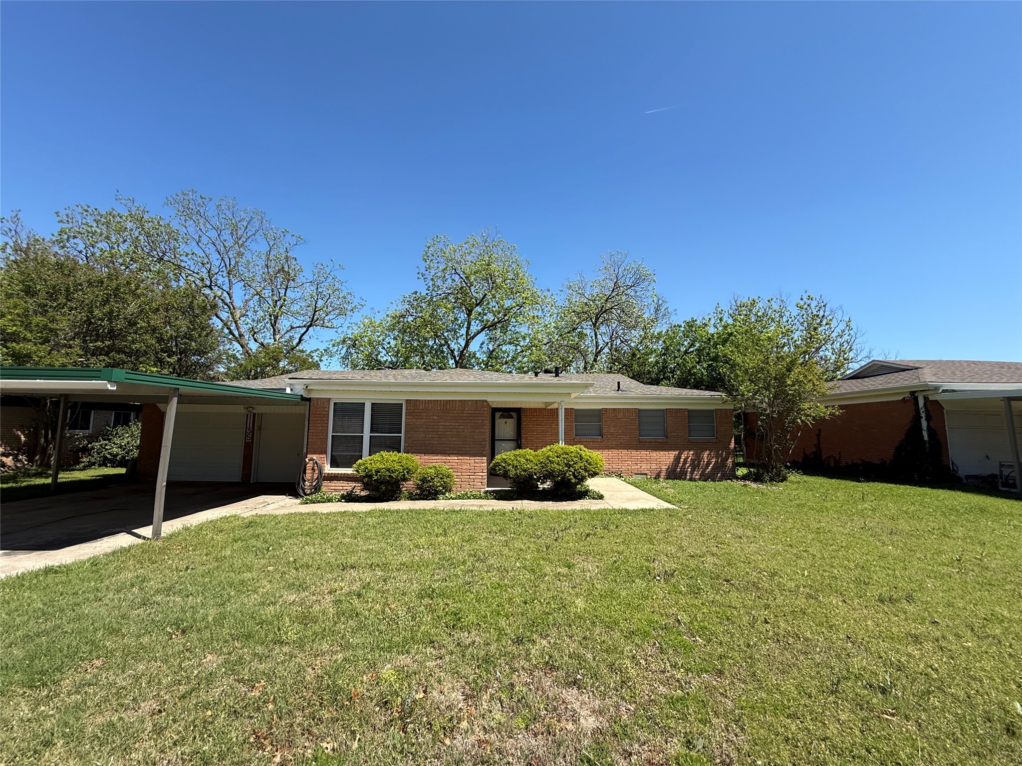 1135 Park Center Street Benbrook TX 76126