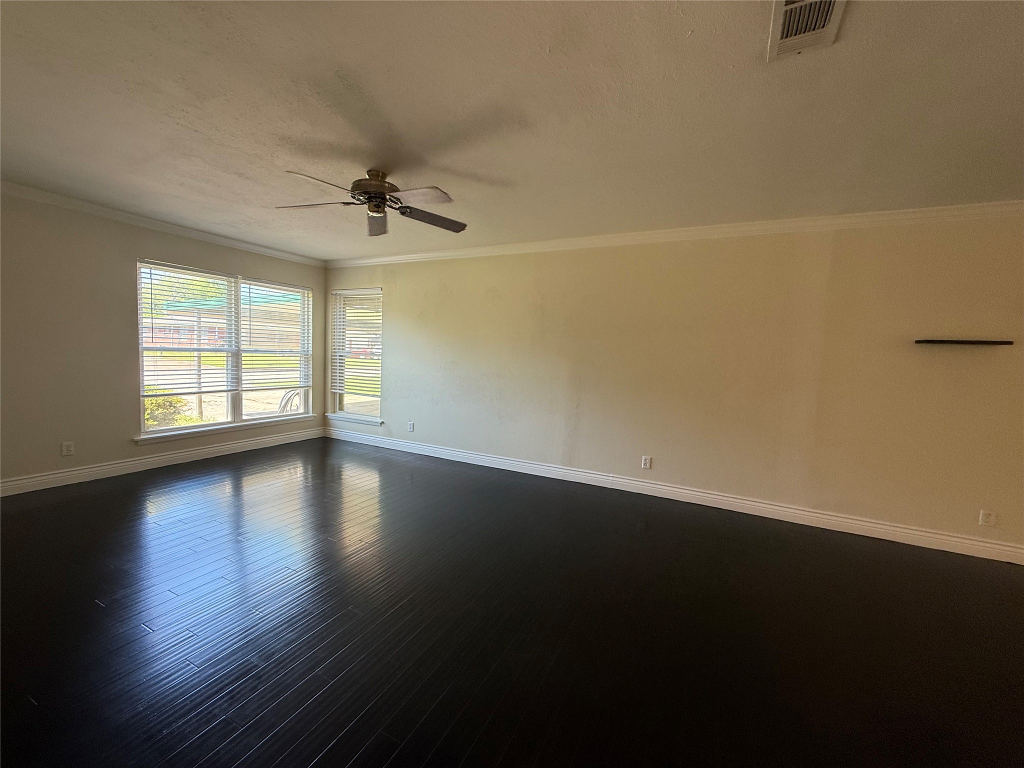 1135 Park Center Street Benbrook TX 76126