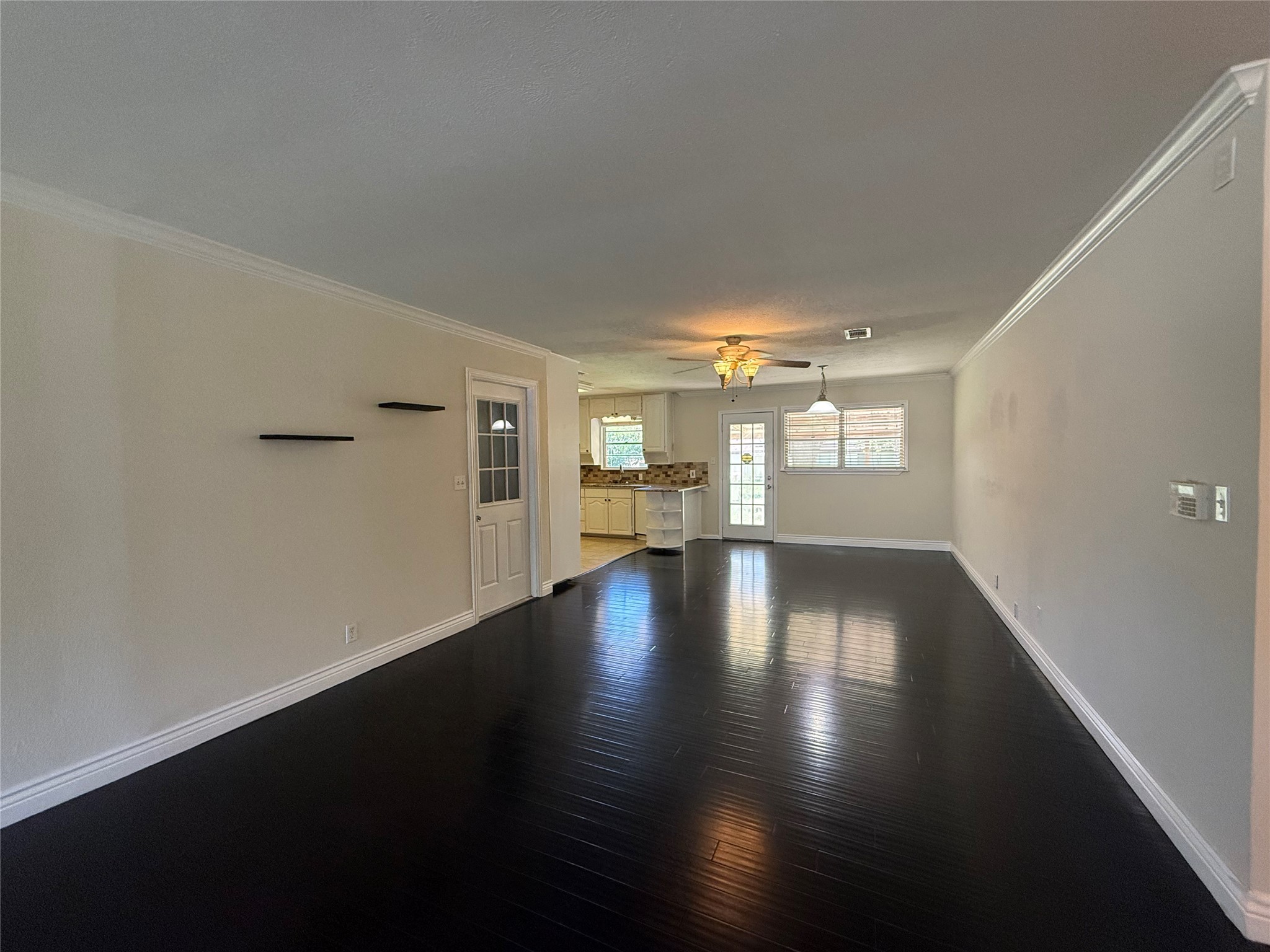 1135 Park Center Street Benbrook TX 76126