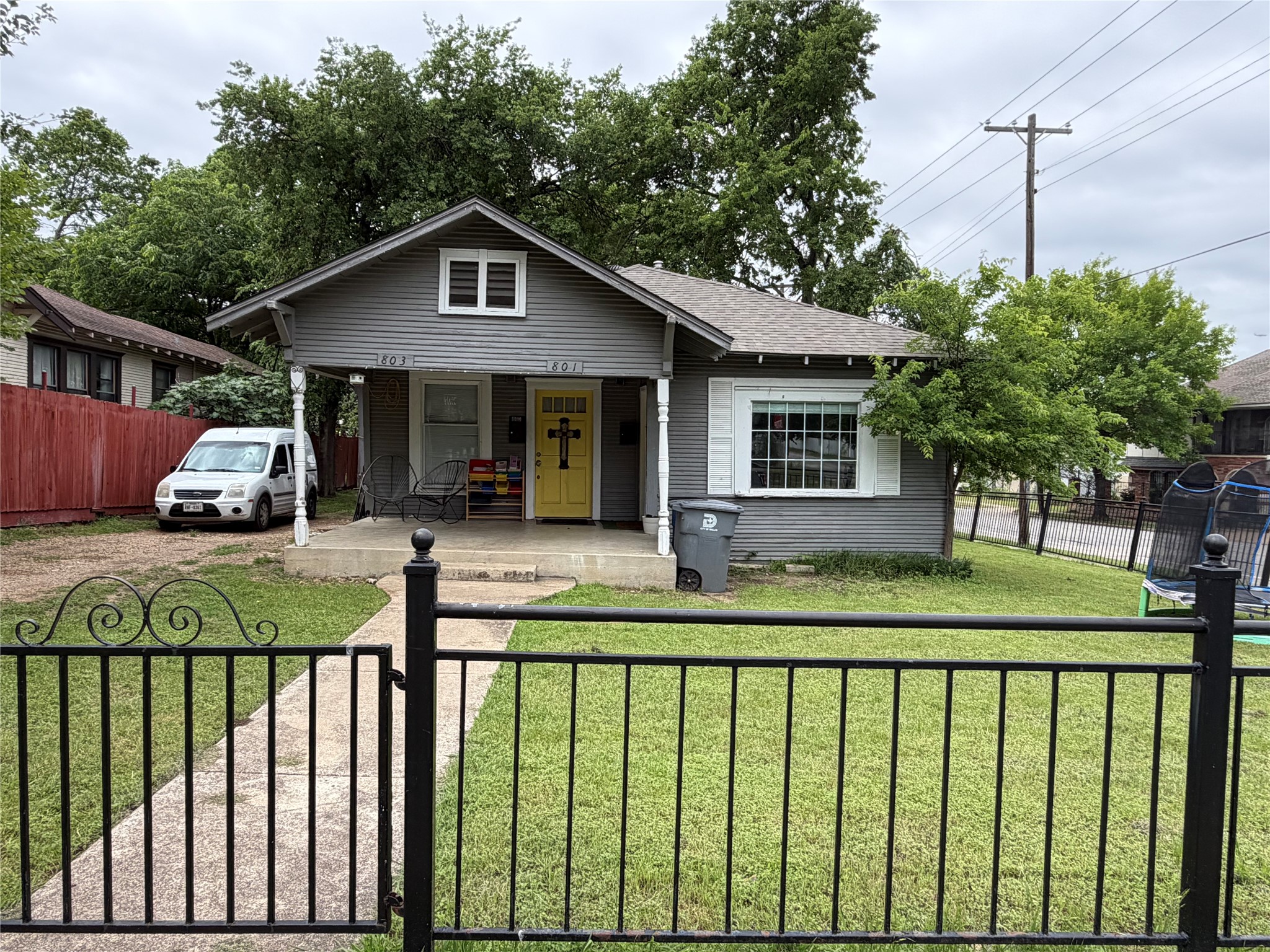 801 Wayne Street Dallas TX 75223