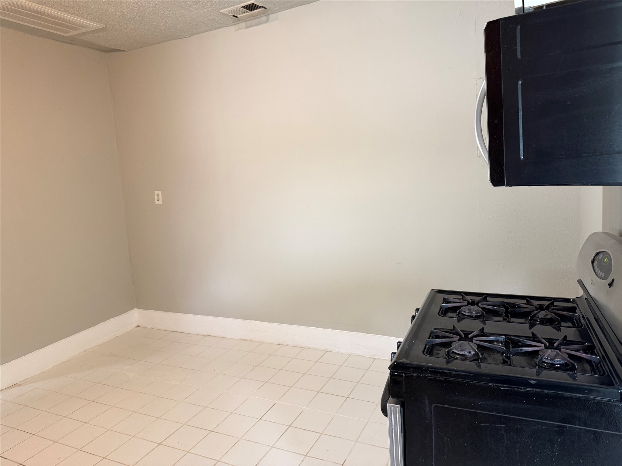 801 Wayne Street Dallas TX 75223