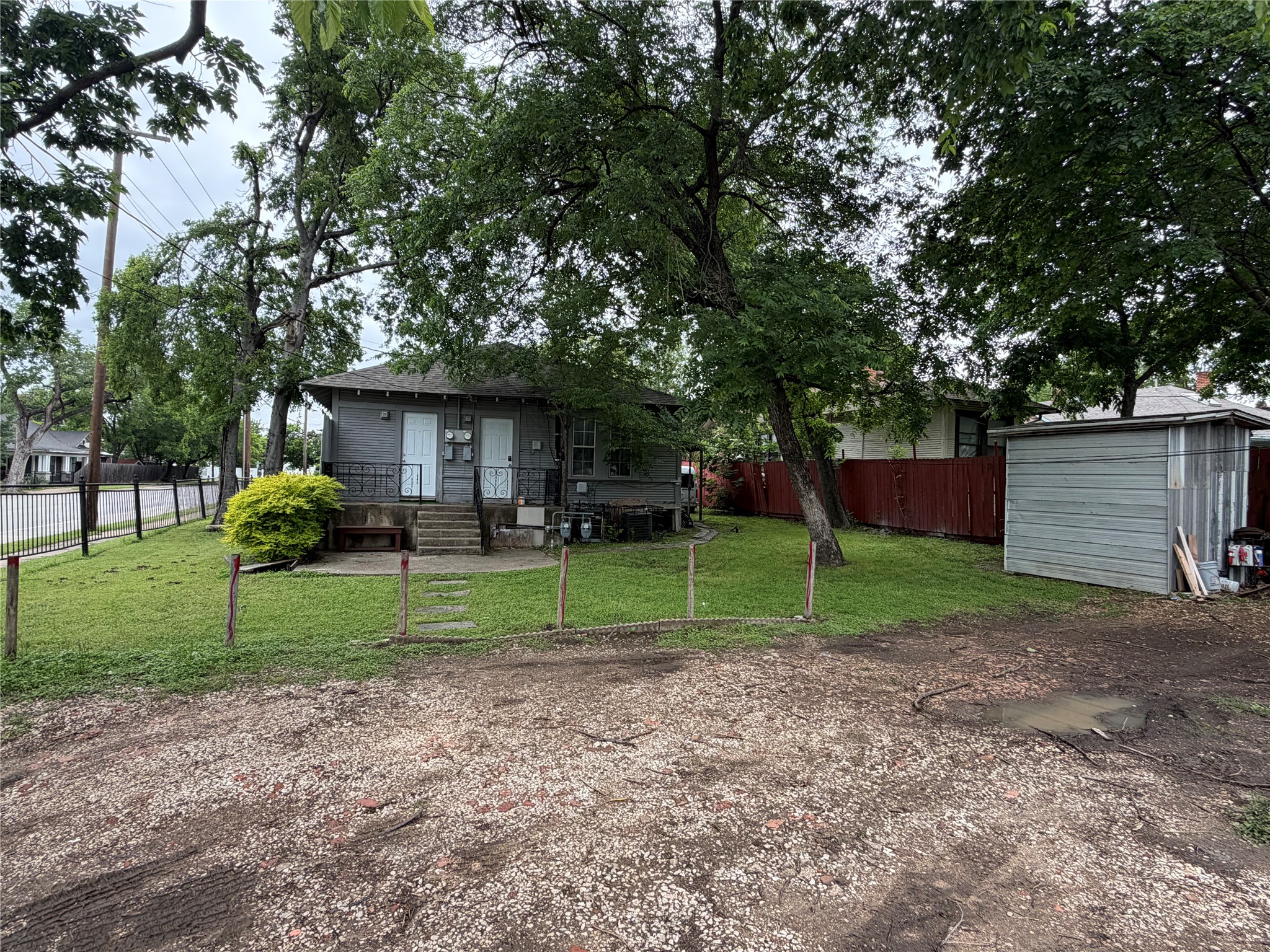 801 Wayne Street Dallas TX 75223