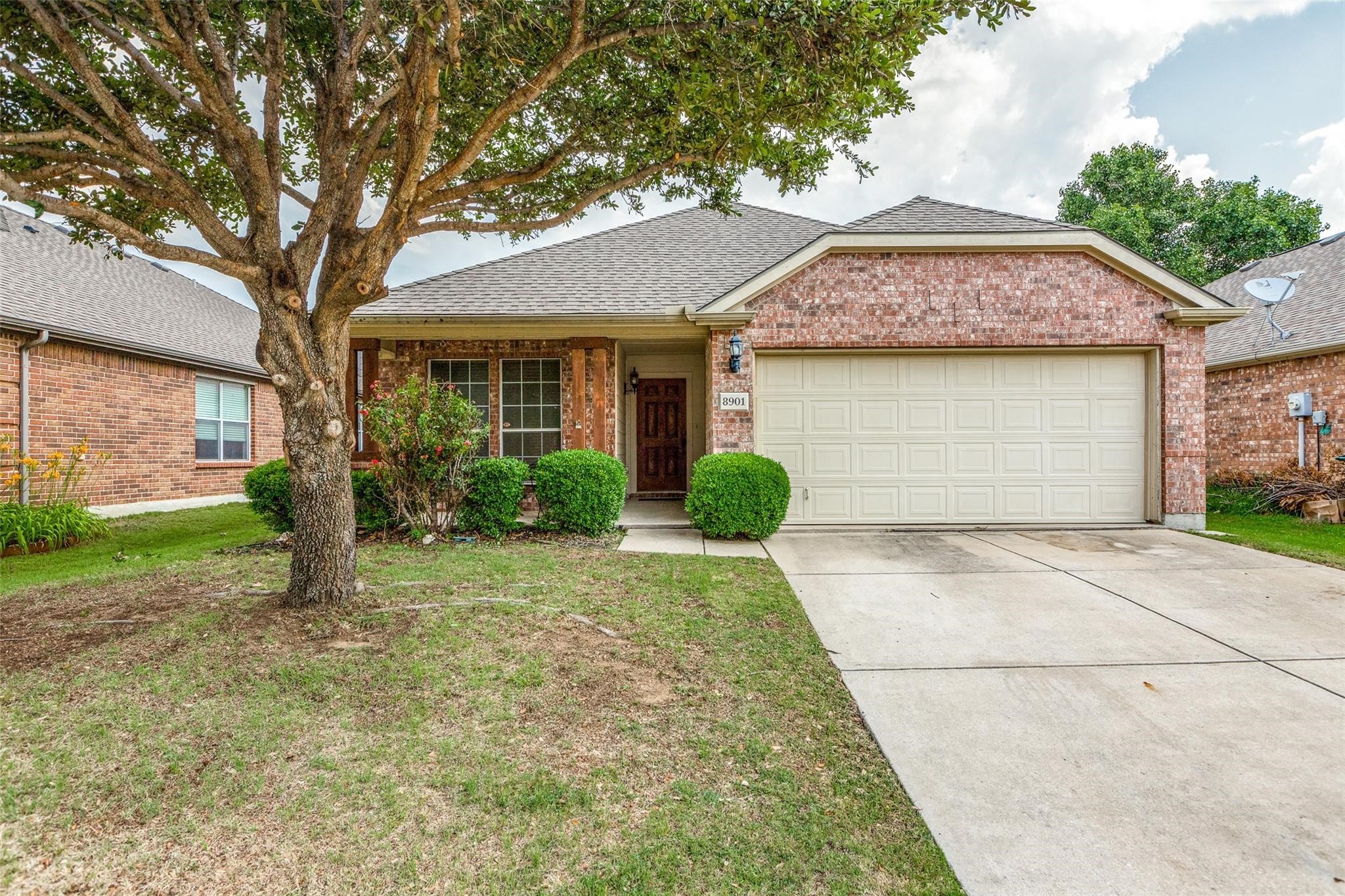 8901 Sierra Trail Cross Roads TX 76227