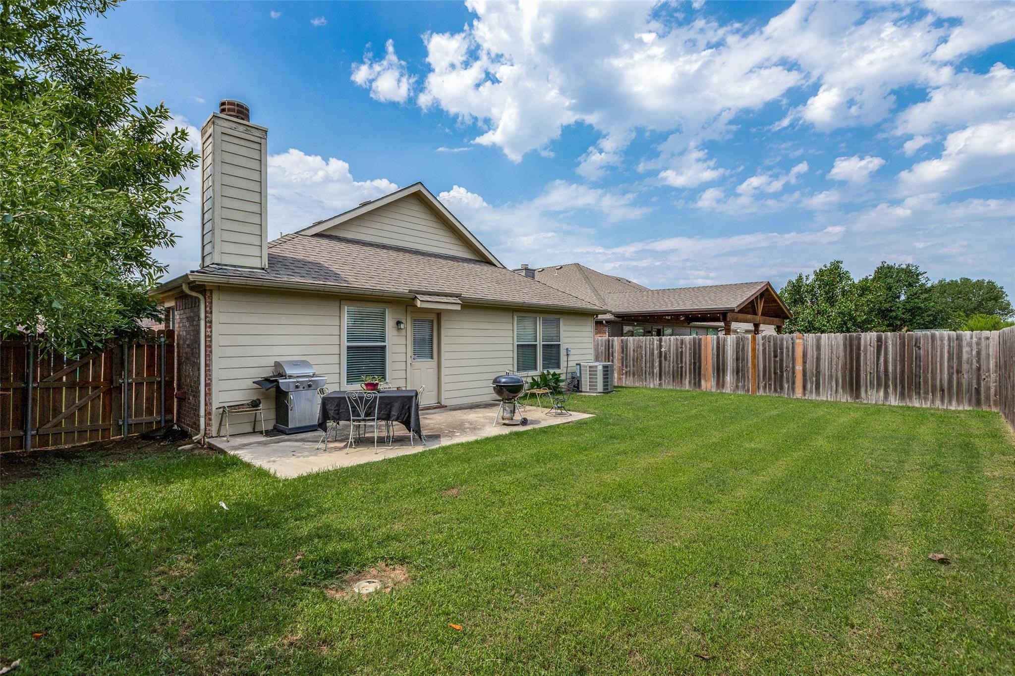 8901 Sierra Trail Cross Roads TX 76227