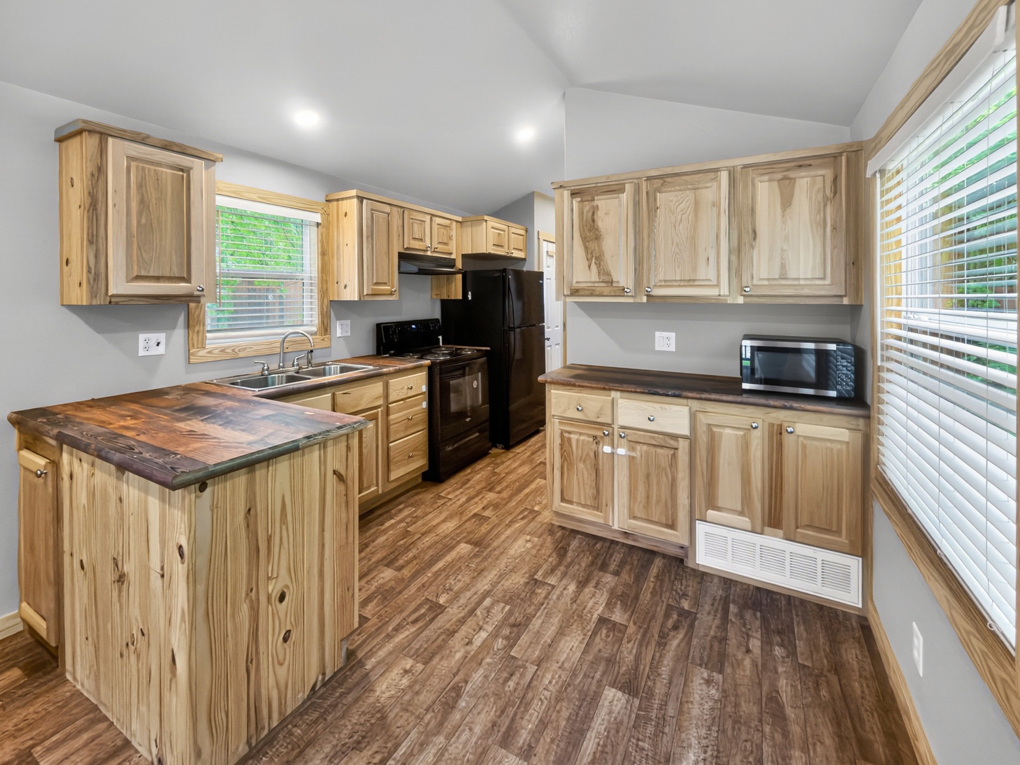 761 Paxton Road Gunter TX 75058