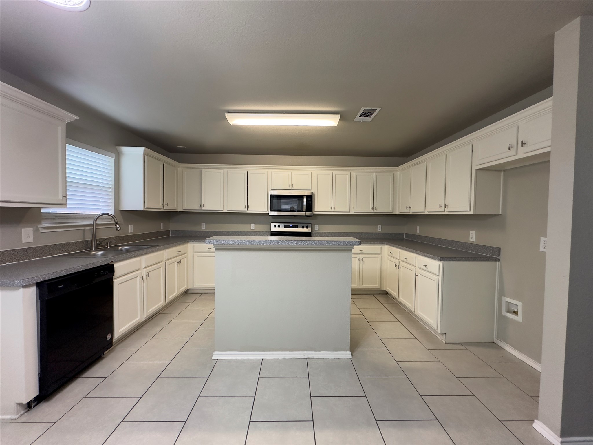 3509 Apple Valley Way Dallas TX 75227