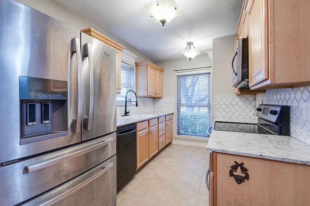6338 Alta Oaks Drive Garland TX 75043