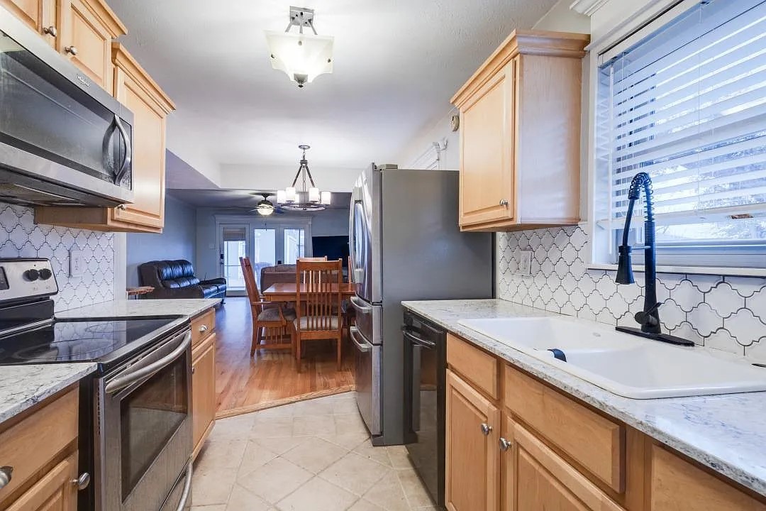6338 Alta Oaks Drive Garland TX 75043