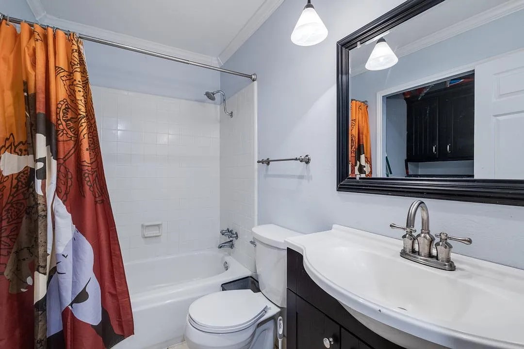 6338 Alta Oaks Drive Garland TX 75043