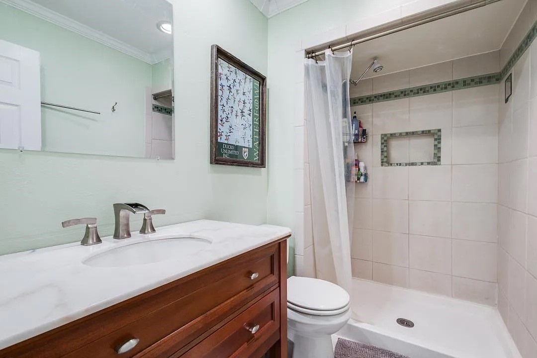 6338 Alta Oaks Drive Garland TX 75043
