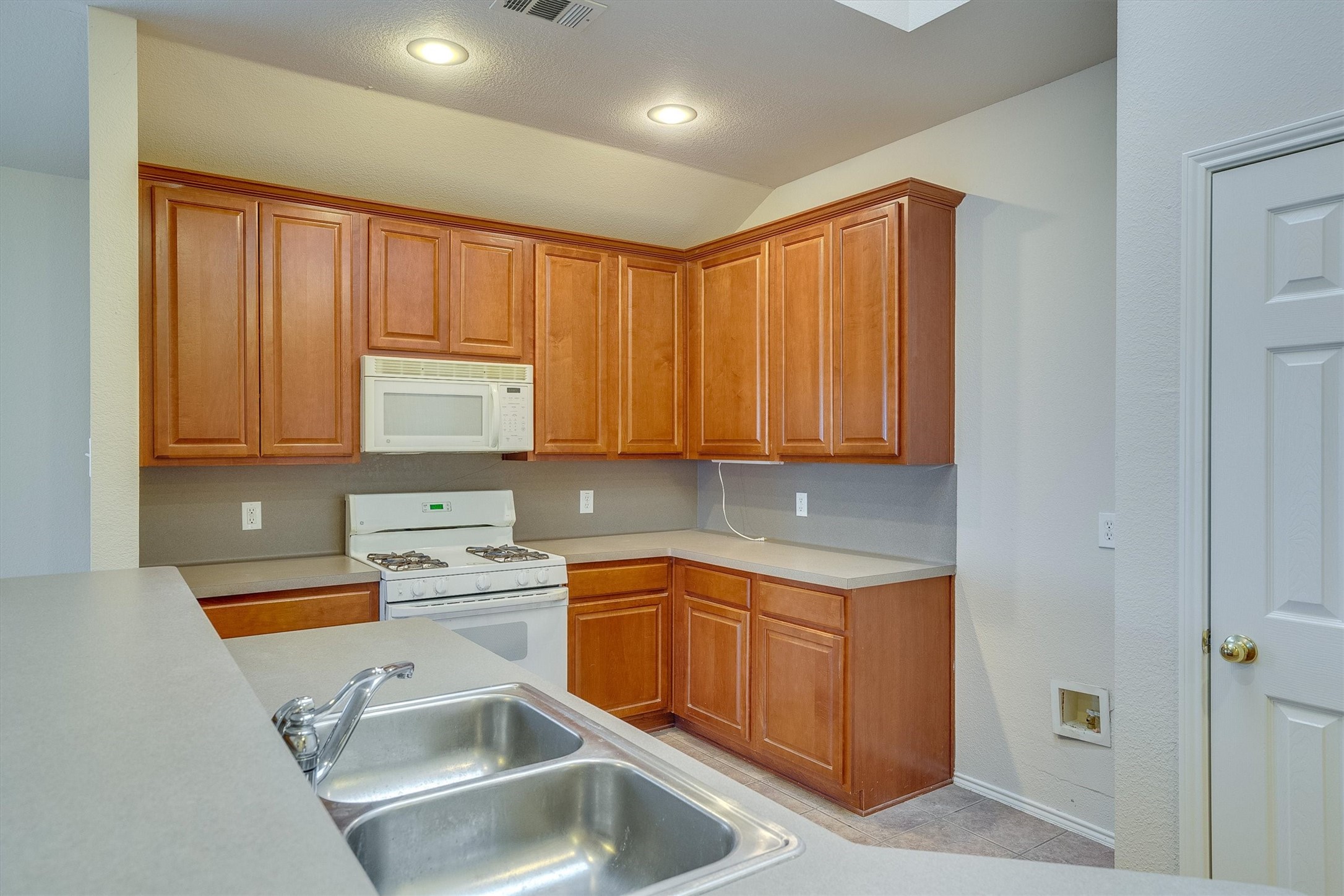 9804 Westmere Lane Fort Worth TX 76108