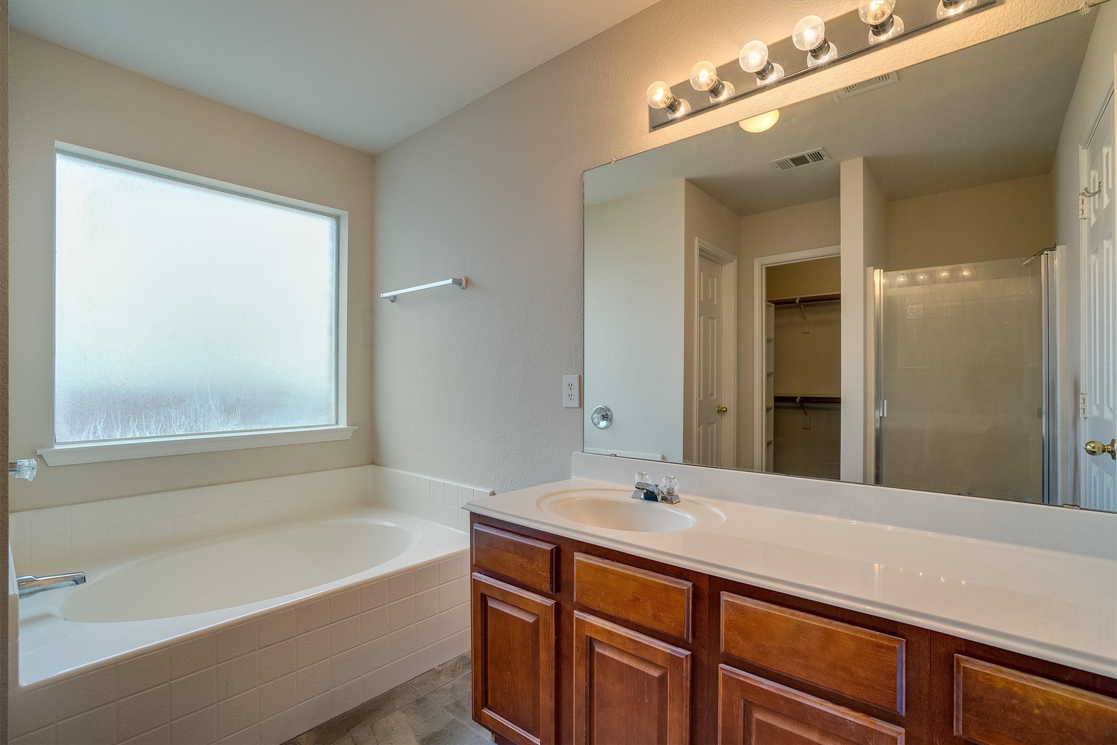 9804 Westmere Lane Fort Worth TX 76108