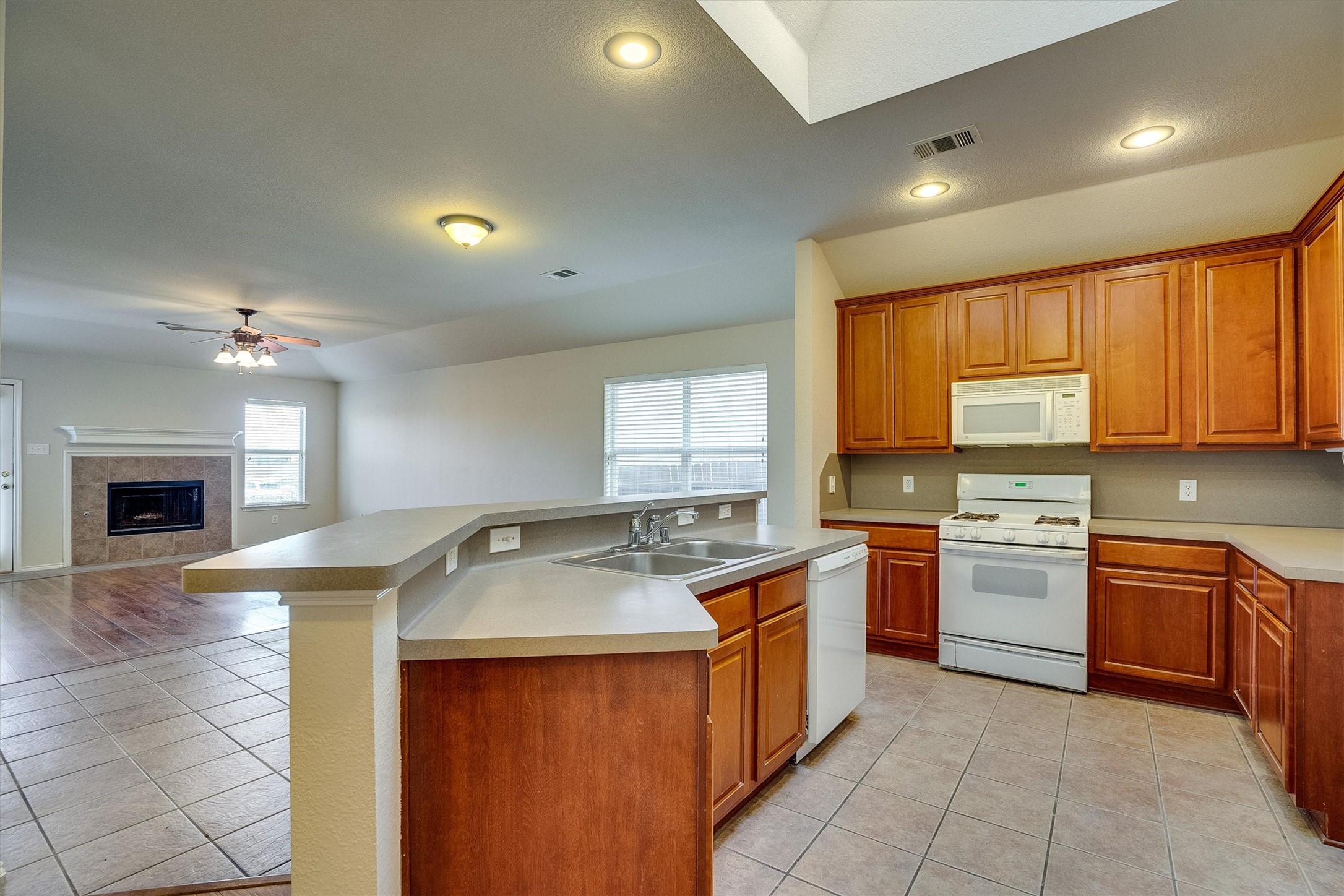 9804 Westmere Lane Fort Worth TX 76108