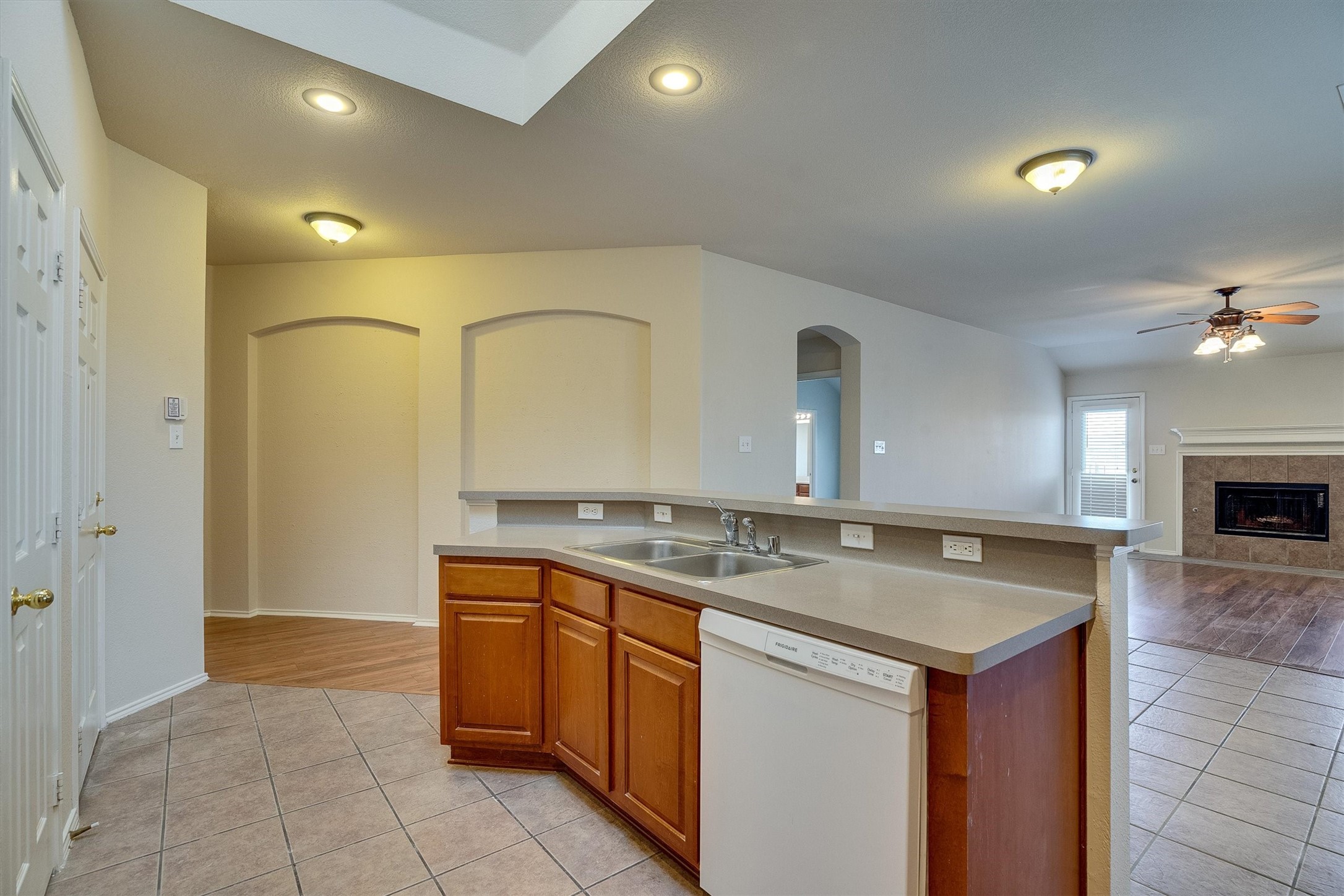 9804 Westmere Lane Fort Worth TX 76108