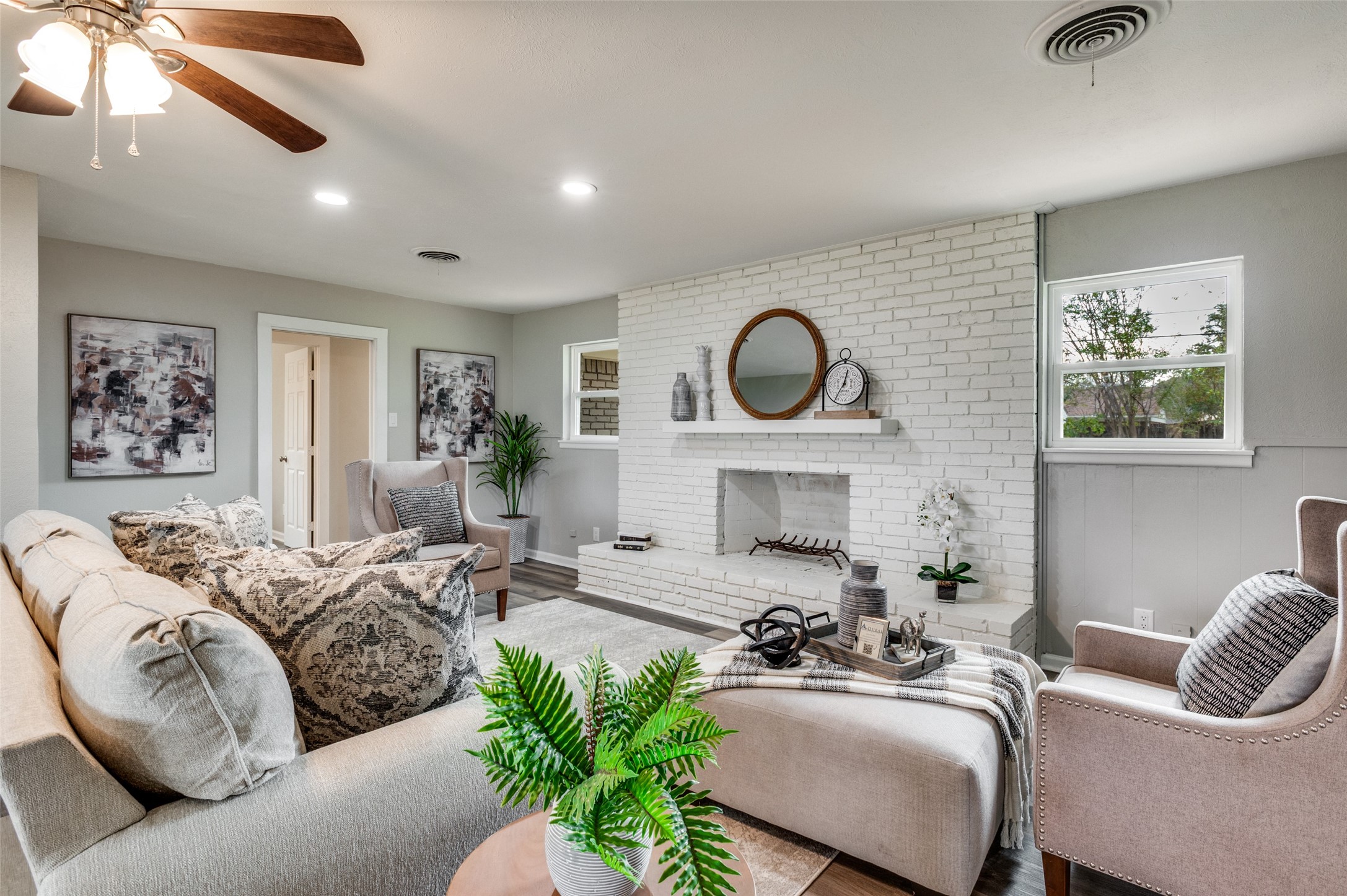 4820 Briarwood Lane Fort Worth TX 76103