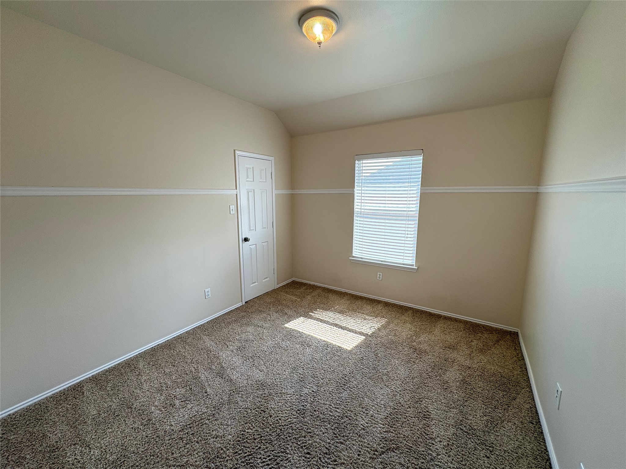 106 Constitution Drive Euless TX 76040