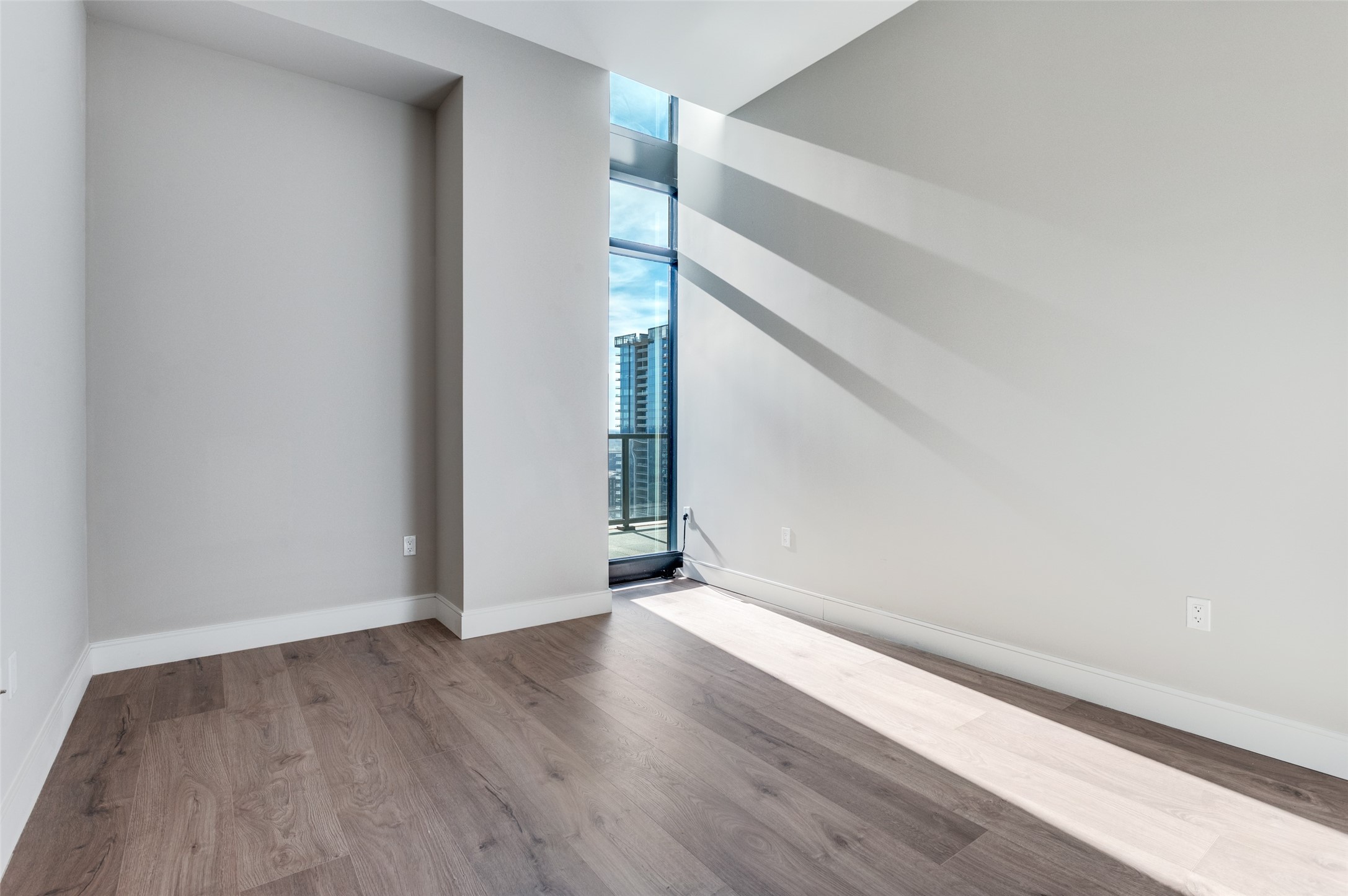 3003 Maple Avenue Dallas TX 75201
