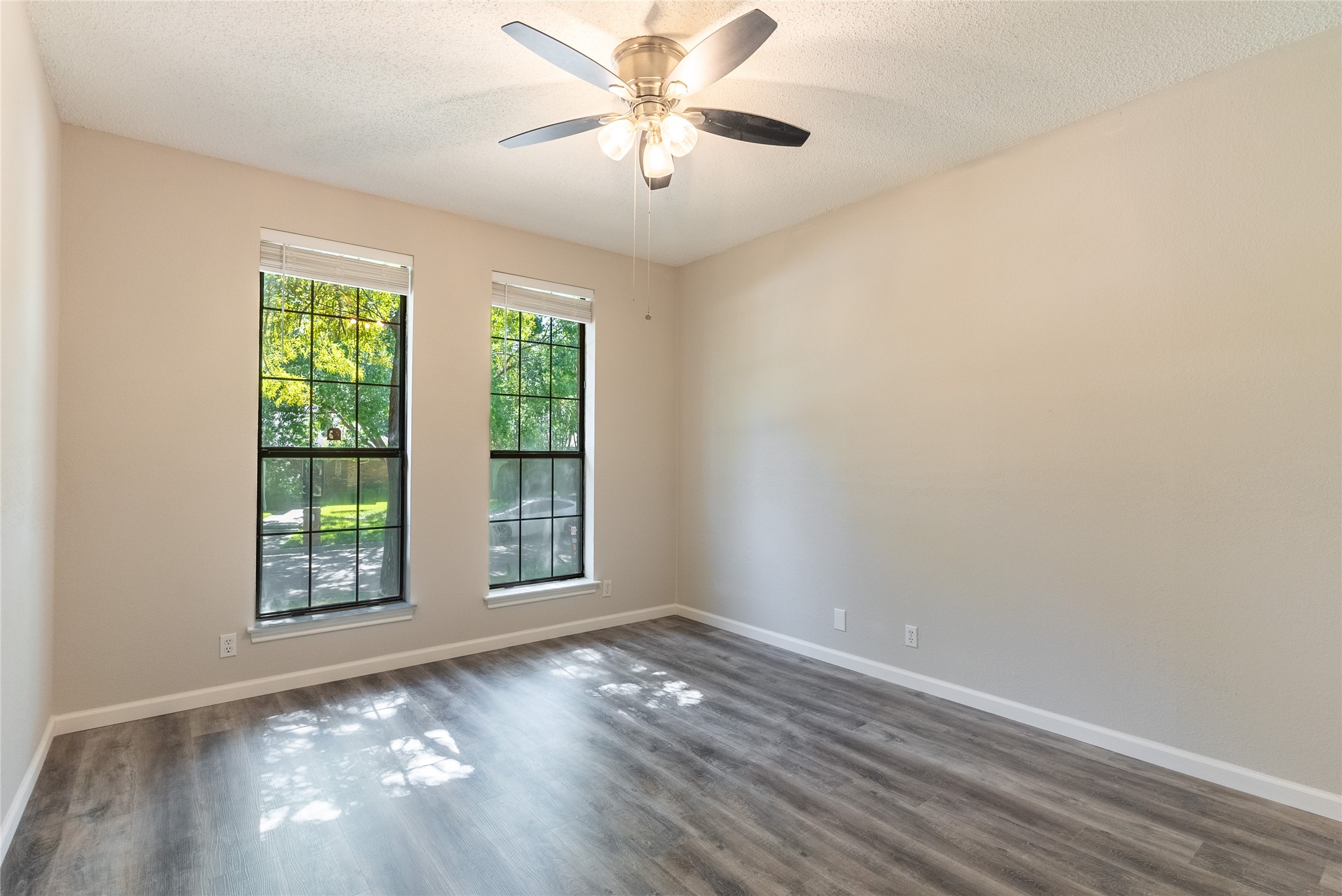 5201 Rustle Leaf Drive Arlington TX 76017