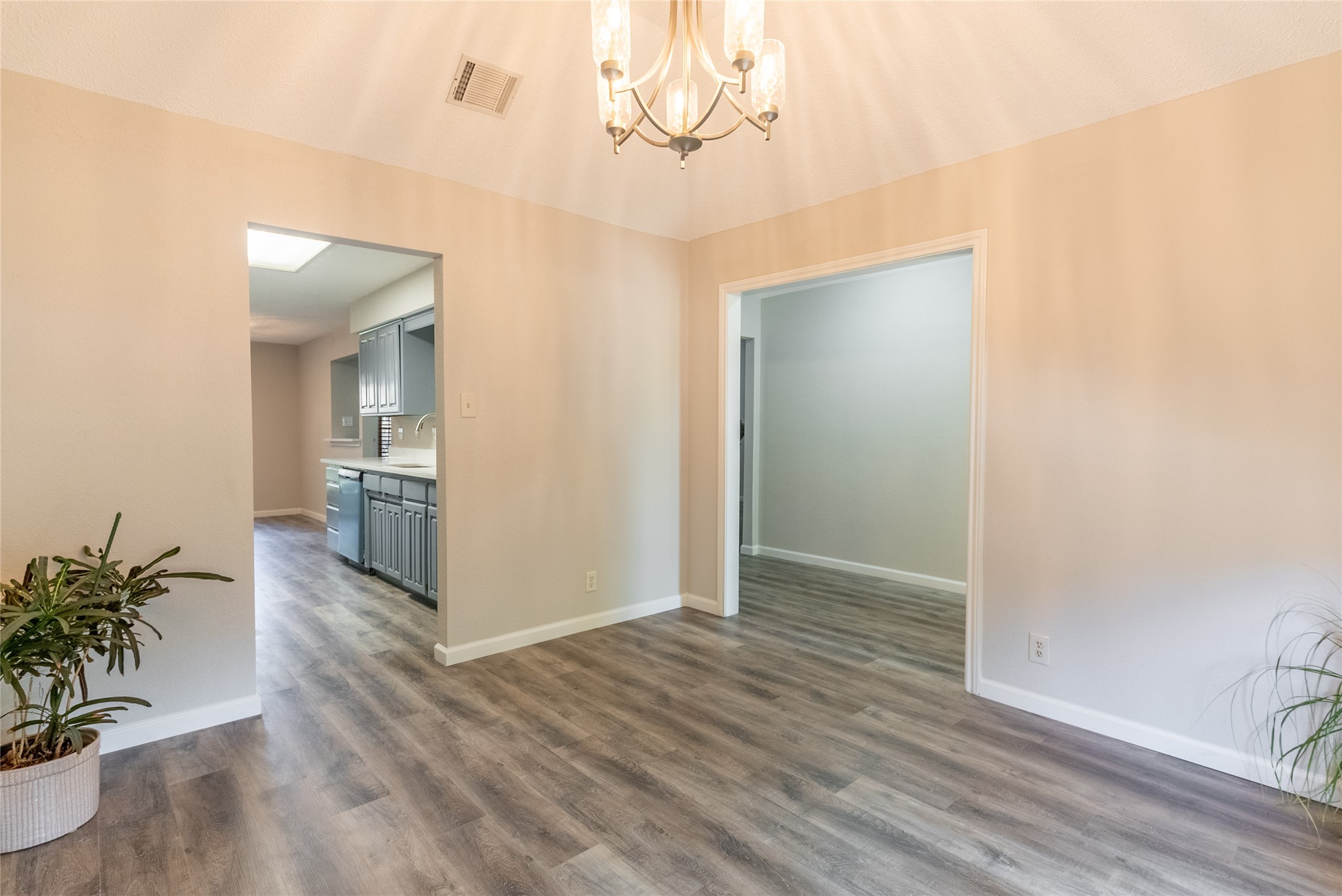 5201 Rustle Leaf Drive Arlington TX 76017