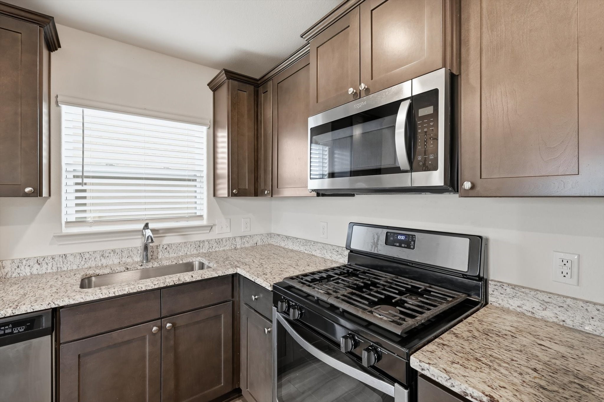 13709 Roosevelt Arch Drive Ponder TX 76259