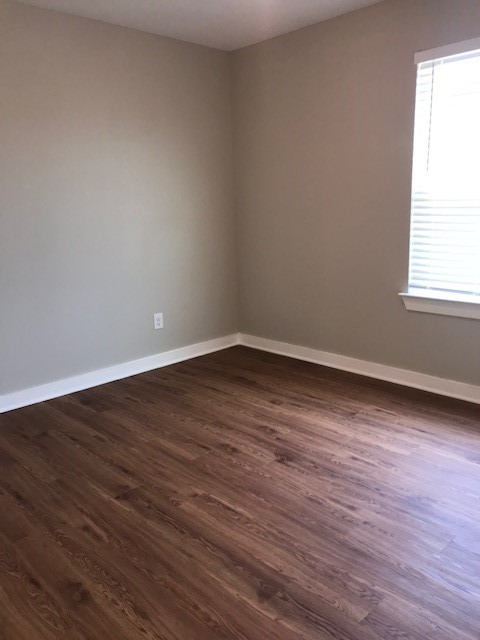 3542 Apple Valley Way Dallas TX 75227