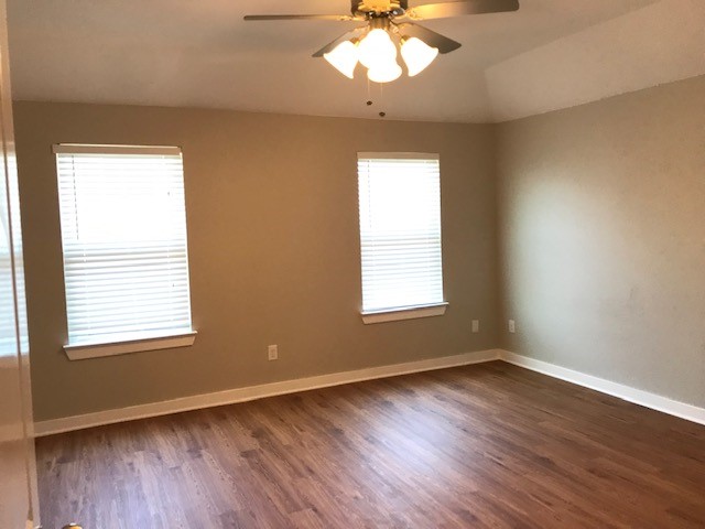 3542 Apple Valley Way Dallas TX 75227