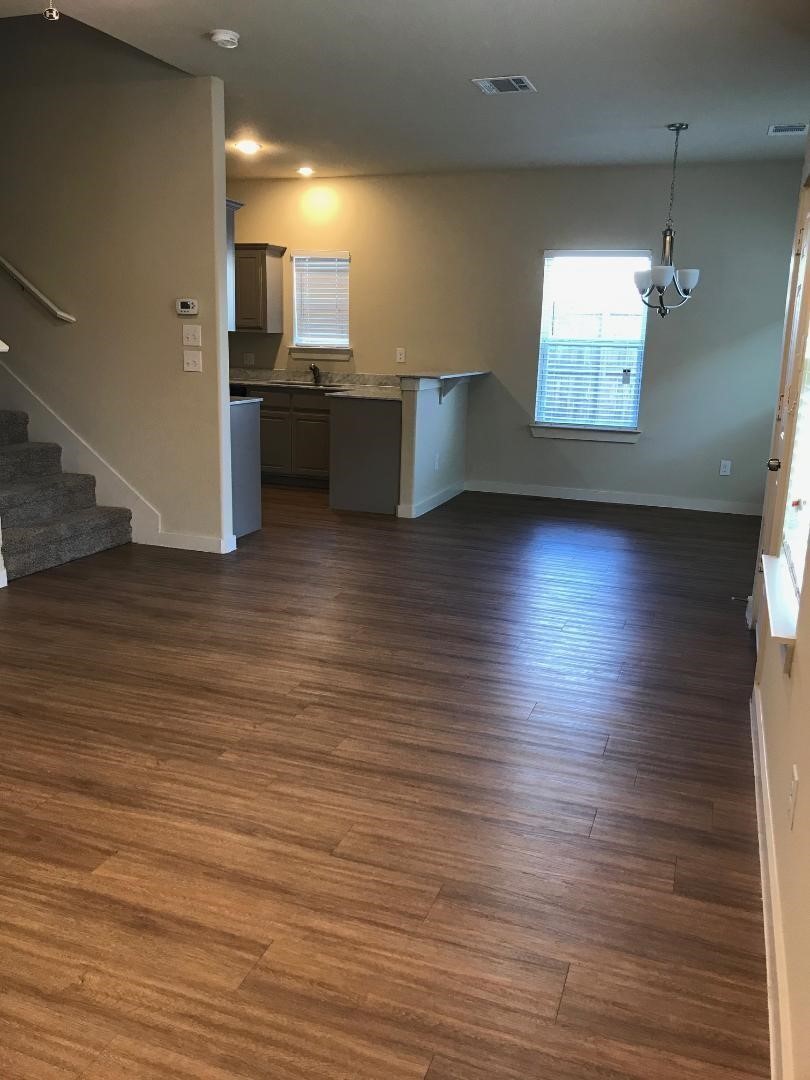3542 Apple Valley Way Dallas TX 75227