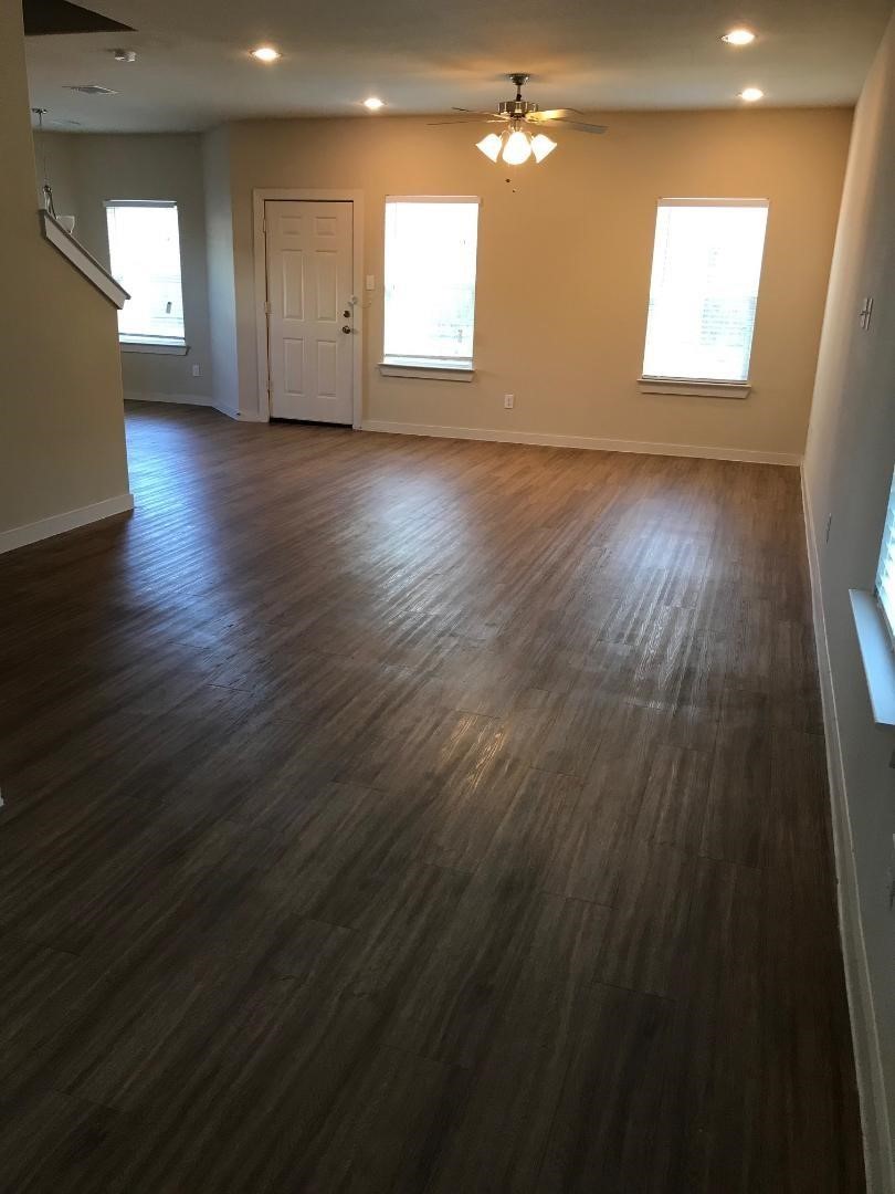 3542 Apple Valley Way Dallas TX 75227