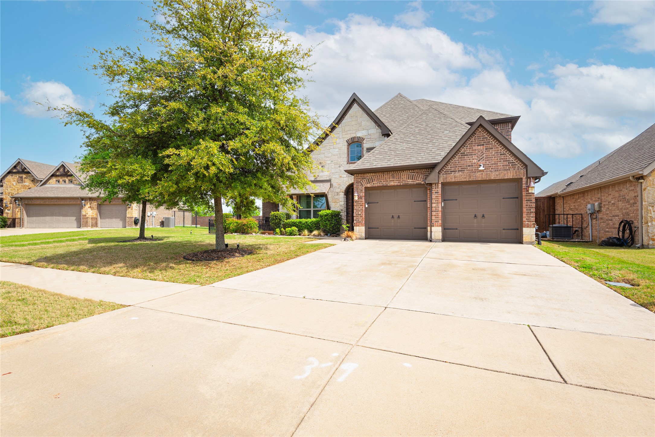 2707 Elmwood Drive Burleson TX 76028