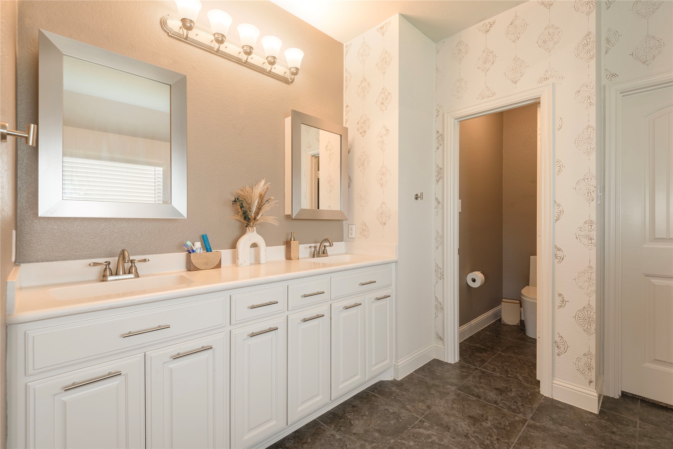 2707 Elmwood Drive Burleson TX 76028