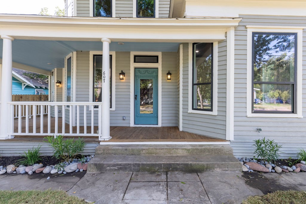 607 N Dallas Street Ennis TX 75119