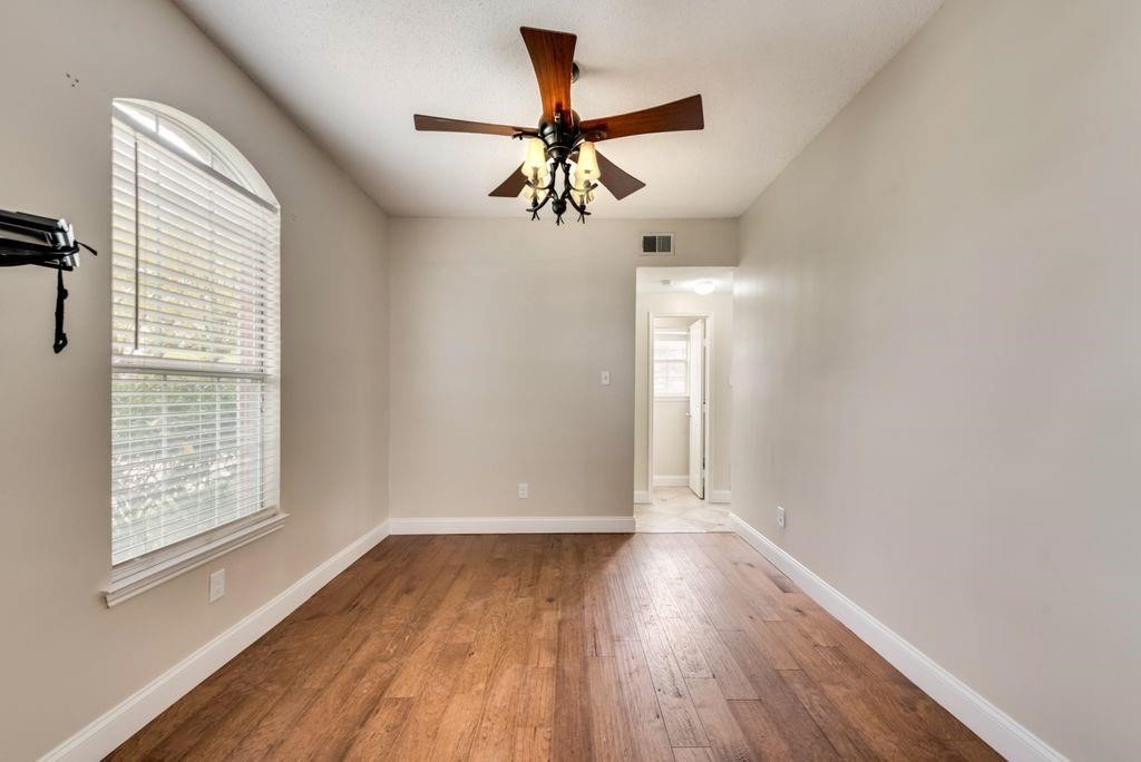 3009 Larkspur Court Garland TX 75040