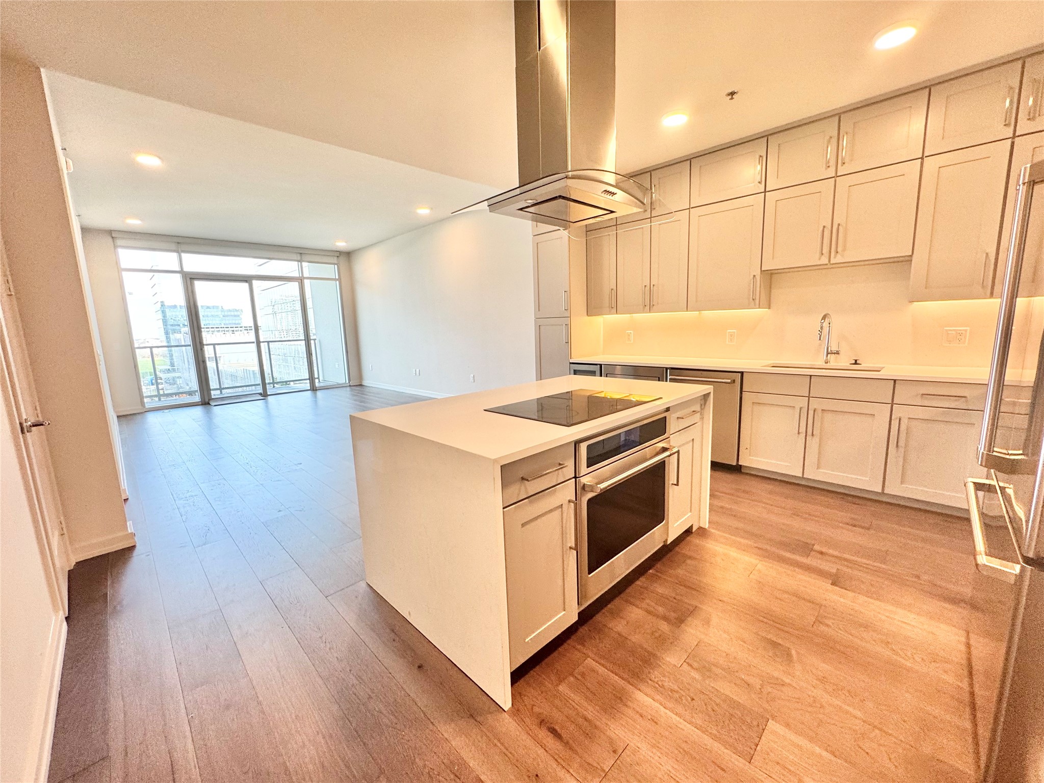 6911 Cowboys Way Frisco TX 75034