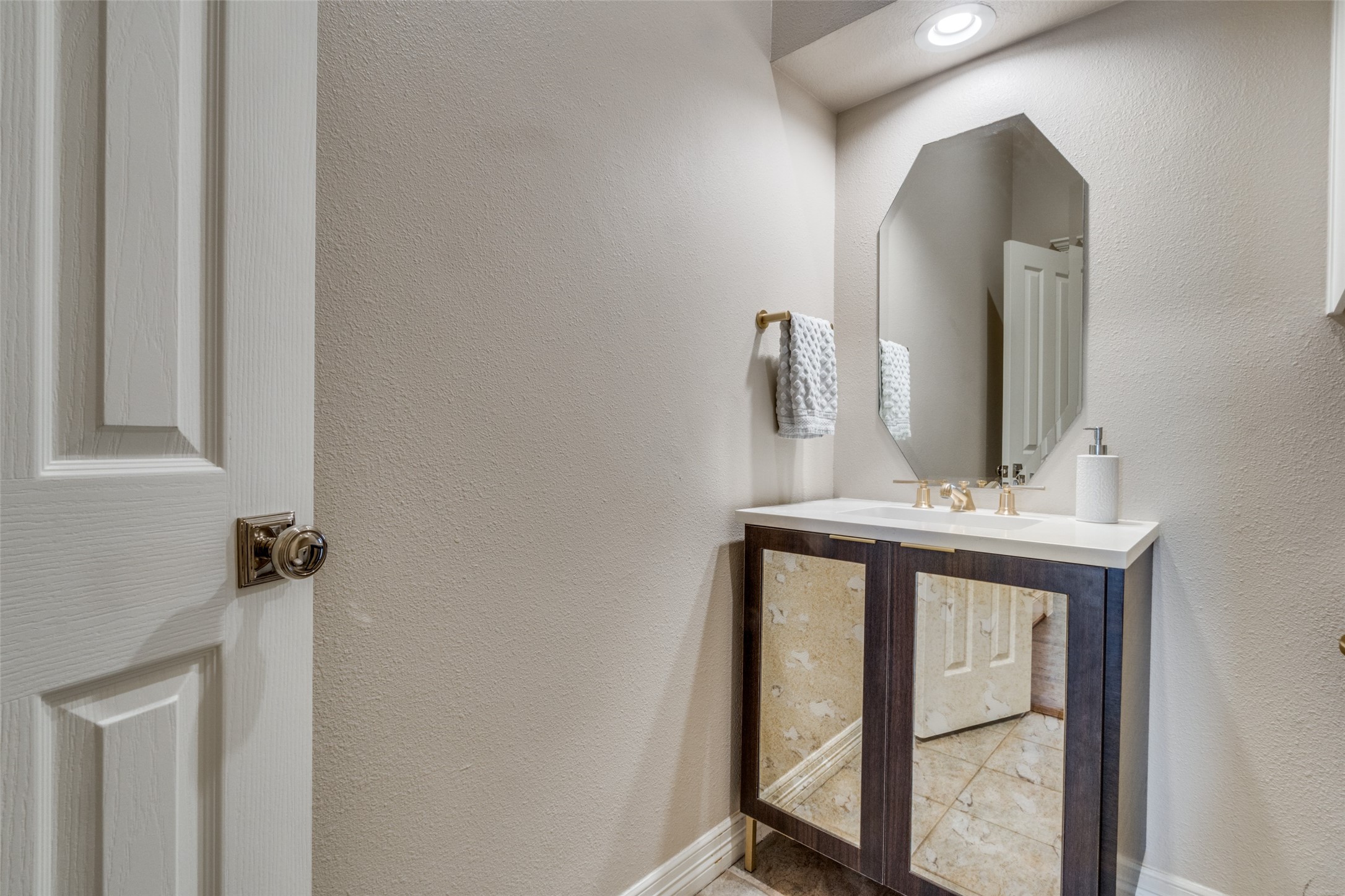 4009 Stonehollow Way Dallas TX 75287