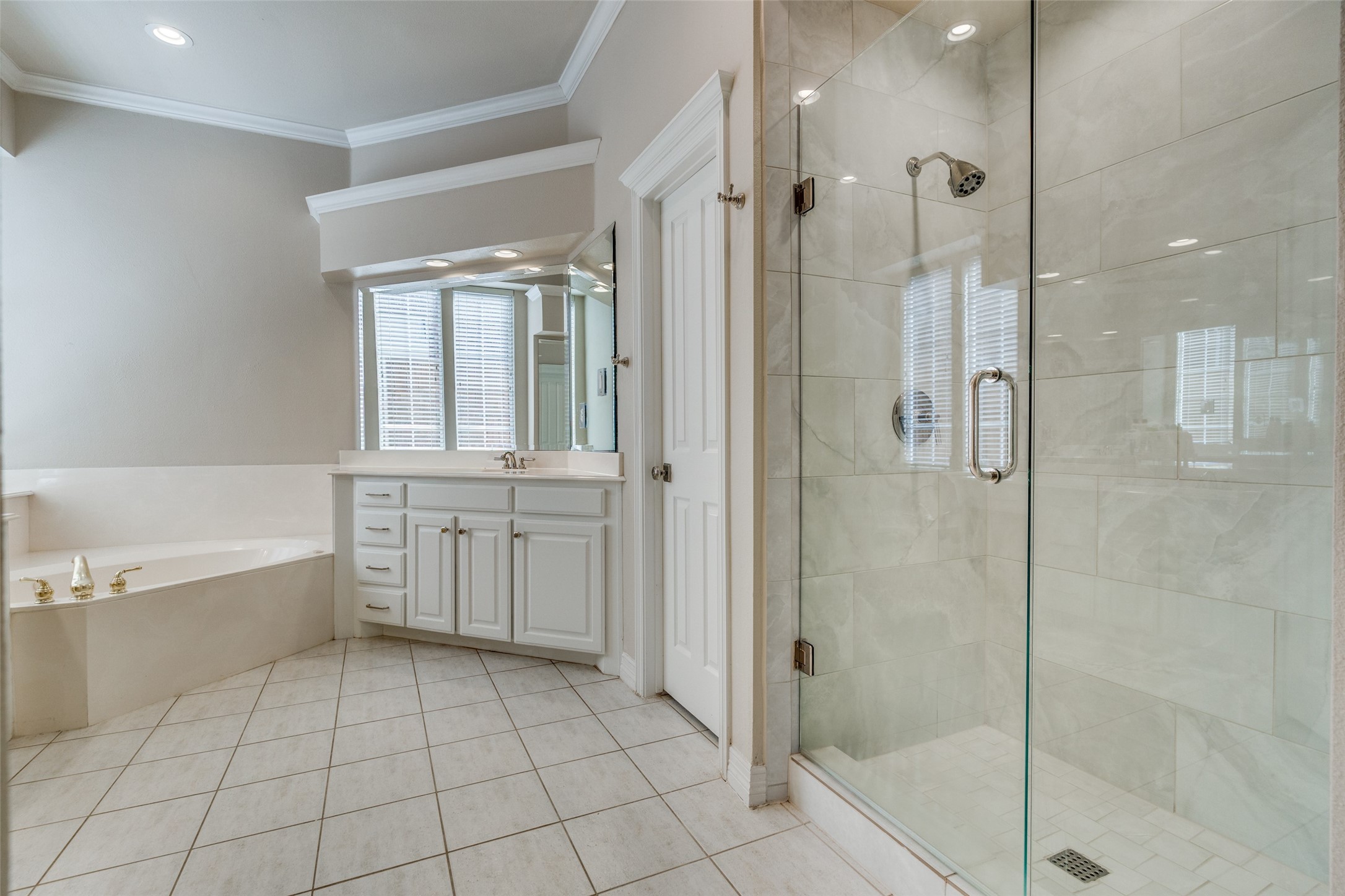 4009 Stonehollow Way Dallas TX 75287