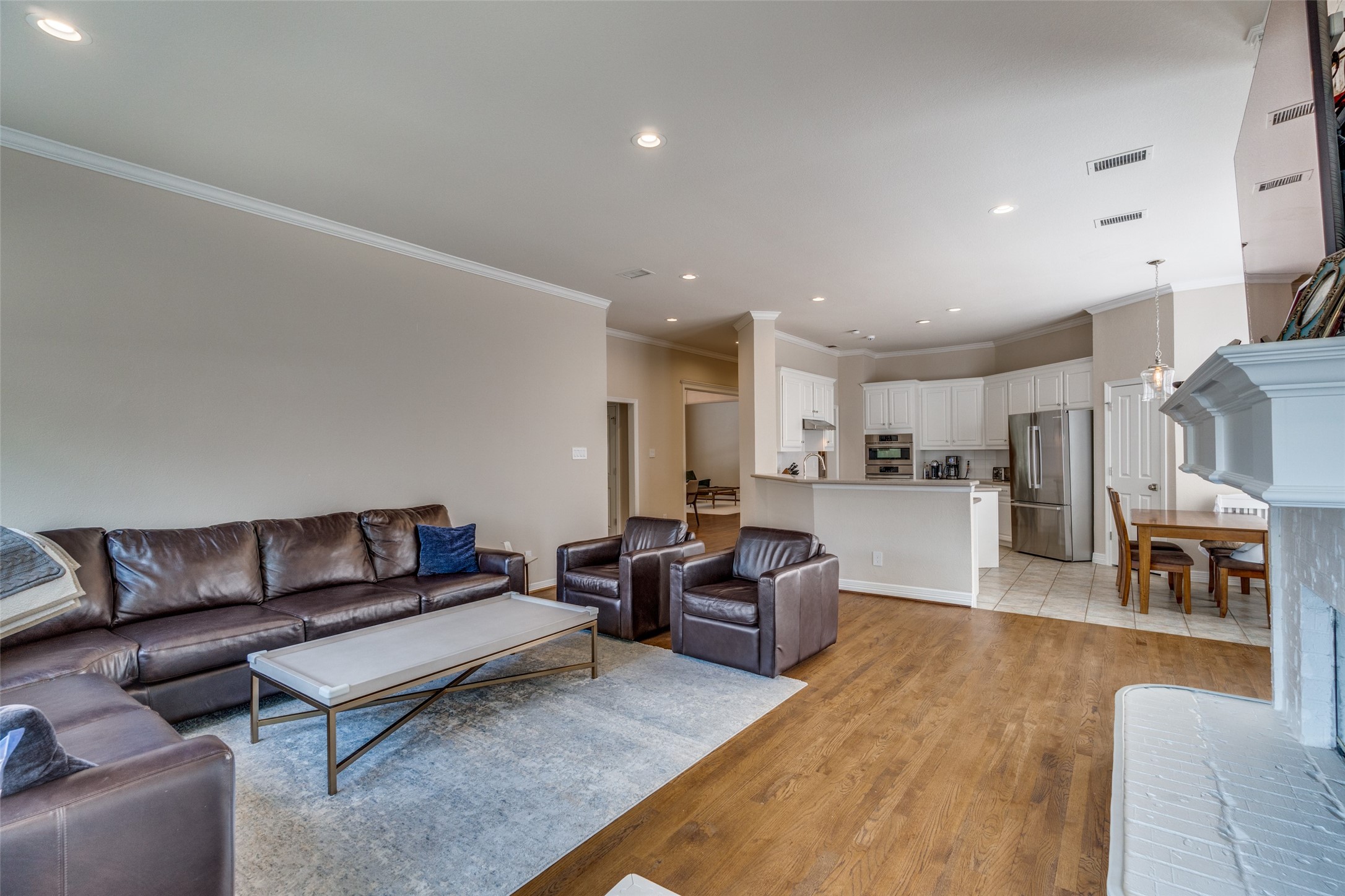 4009 Stonehollow Way Dallas TX 75287