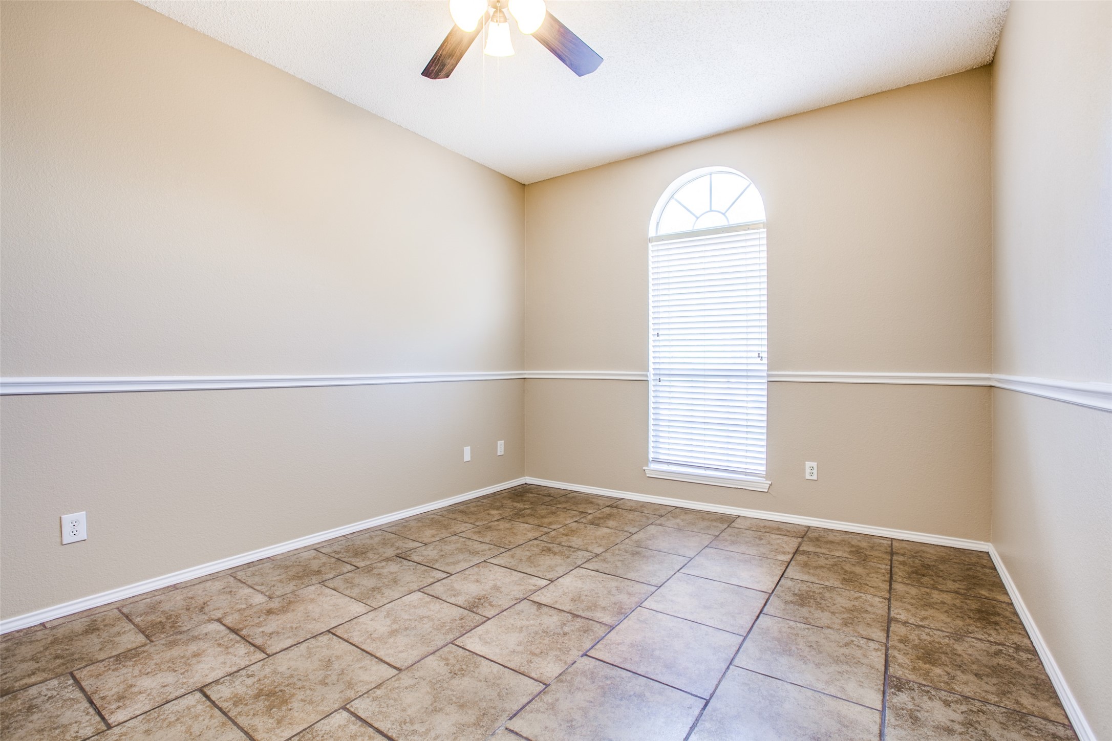 14 Enchanted Court Mansfield TX 76063