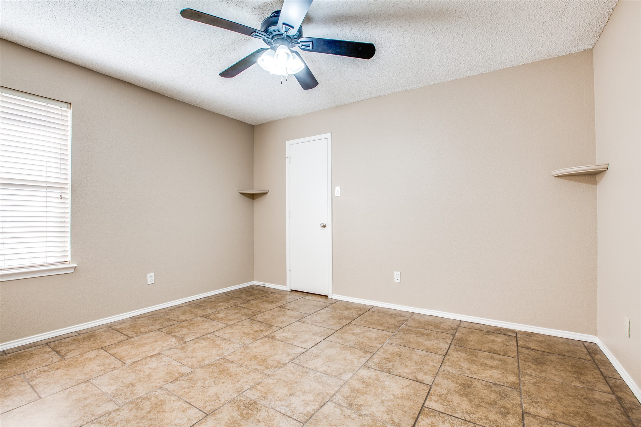 14 Enchanted Court Mansfield TX 76063