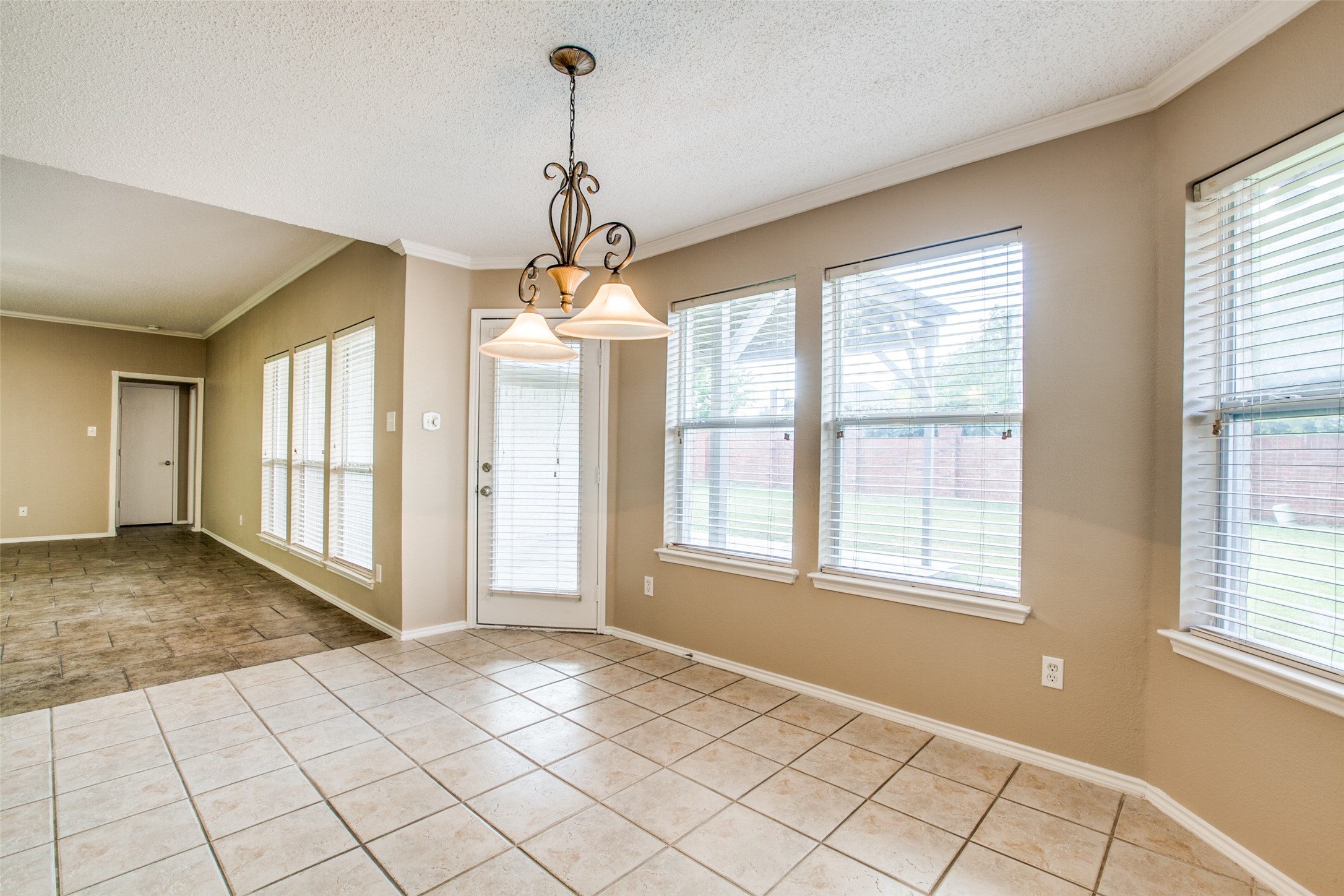 14 Enchanted Court Mansfield TX 76063