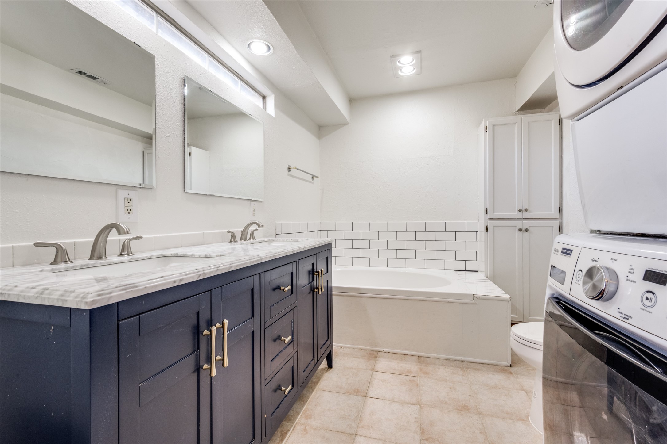 812 Driftwood Drive Shady Shores TX 76208