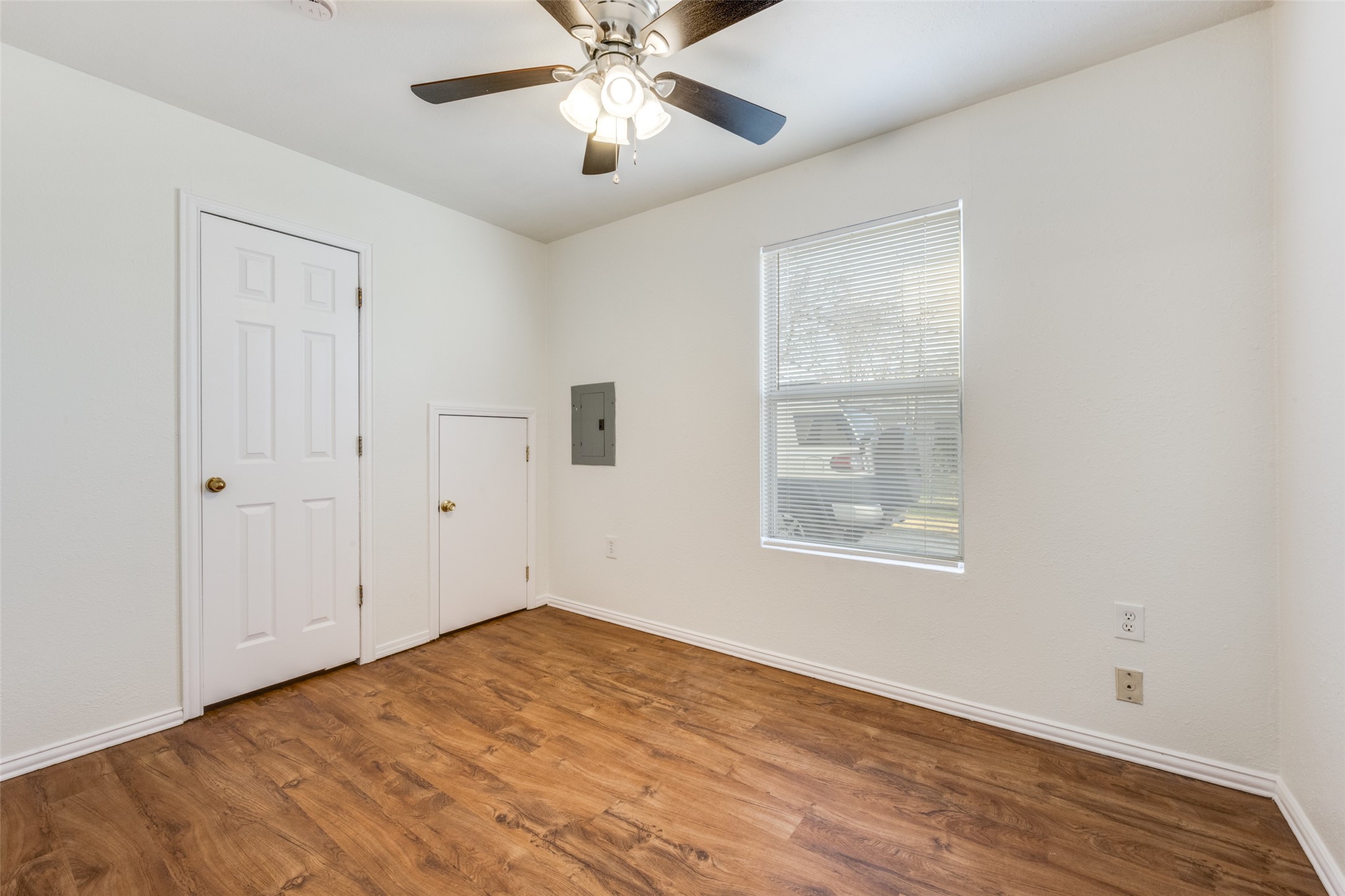812 Driftwood Drive Shady Shores TX 76208