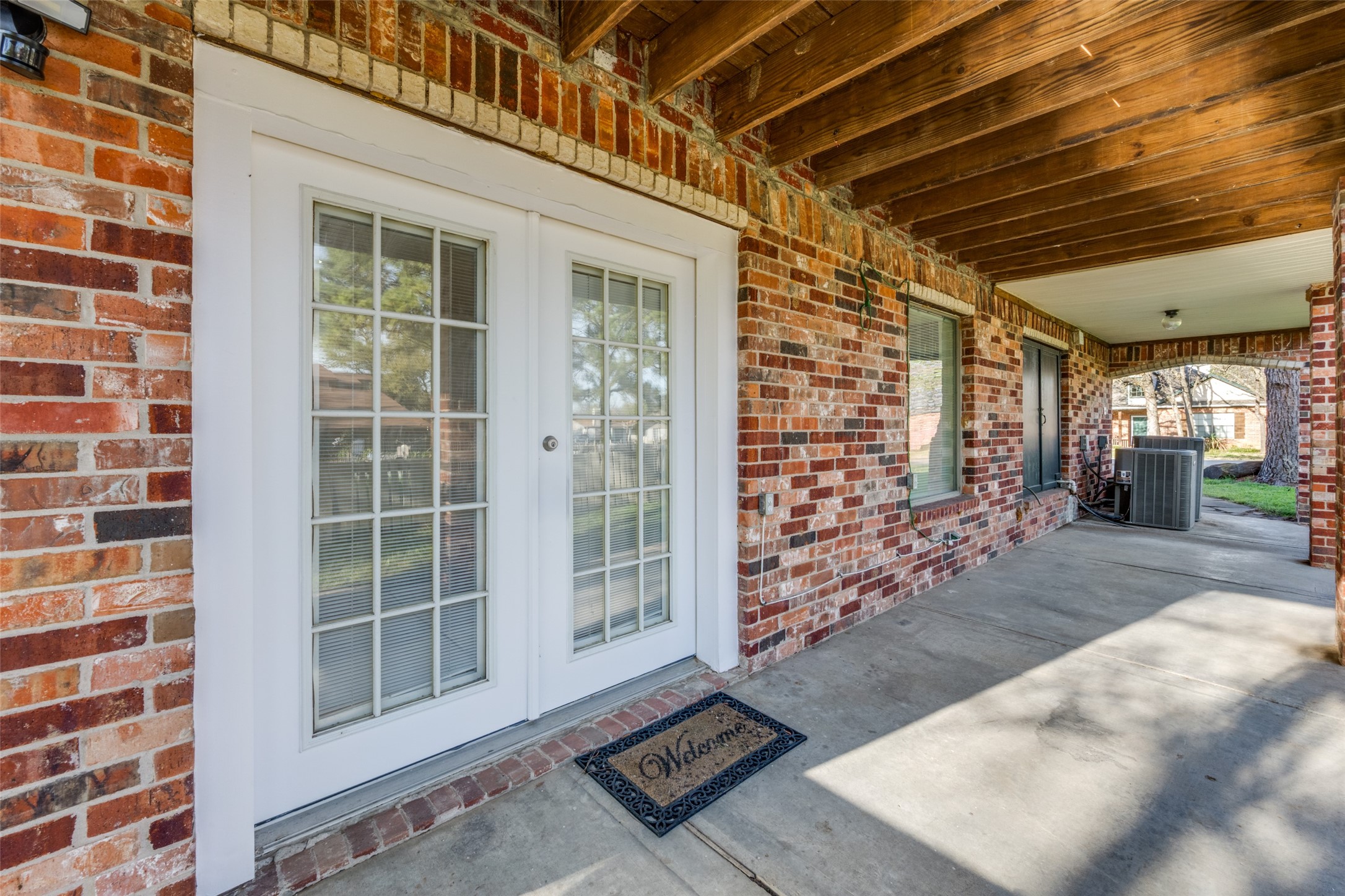 812 Driftwood Drive Shady Shores TX 76208
