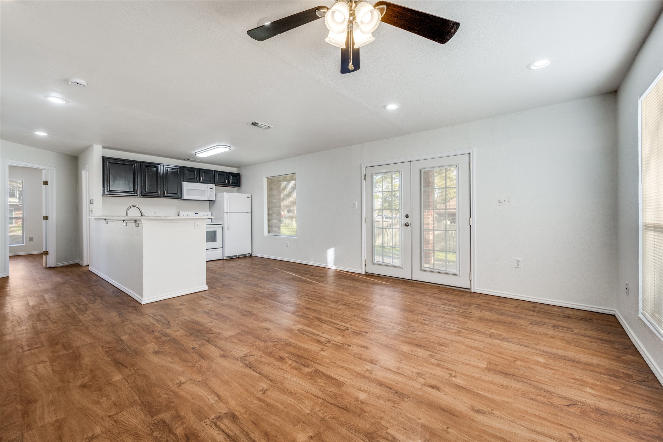 812 Driftwood Drive Shady Shores TX 76208