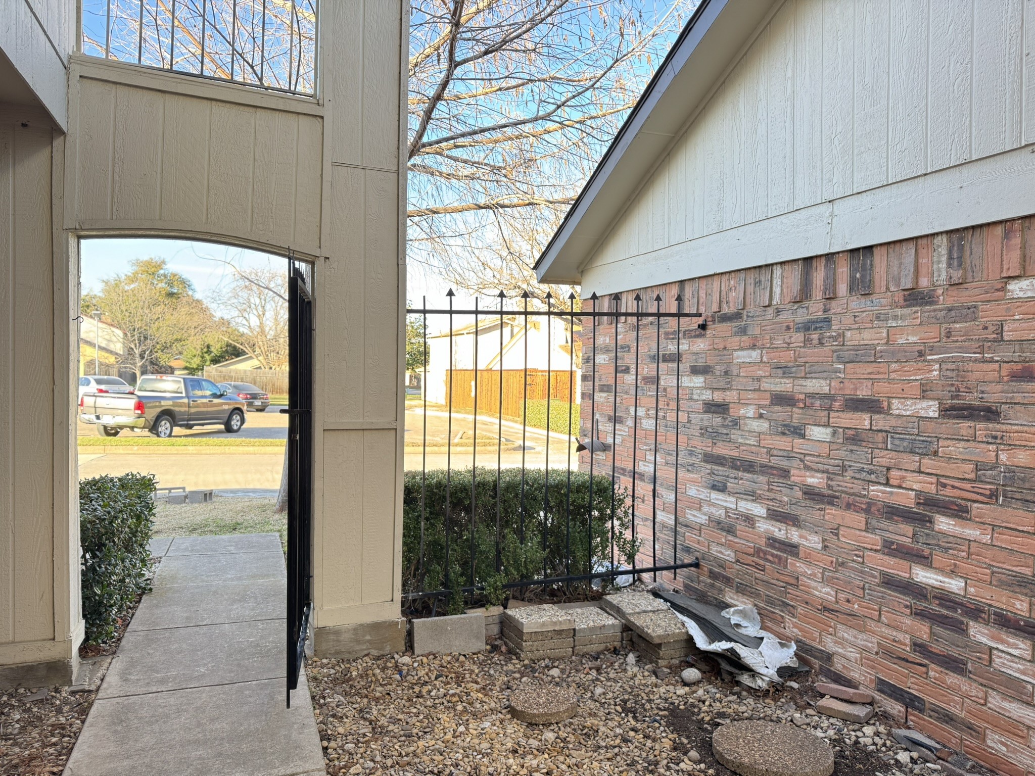 2904 Southern Cross Drive Garland TX 75044